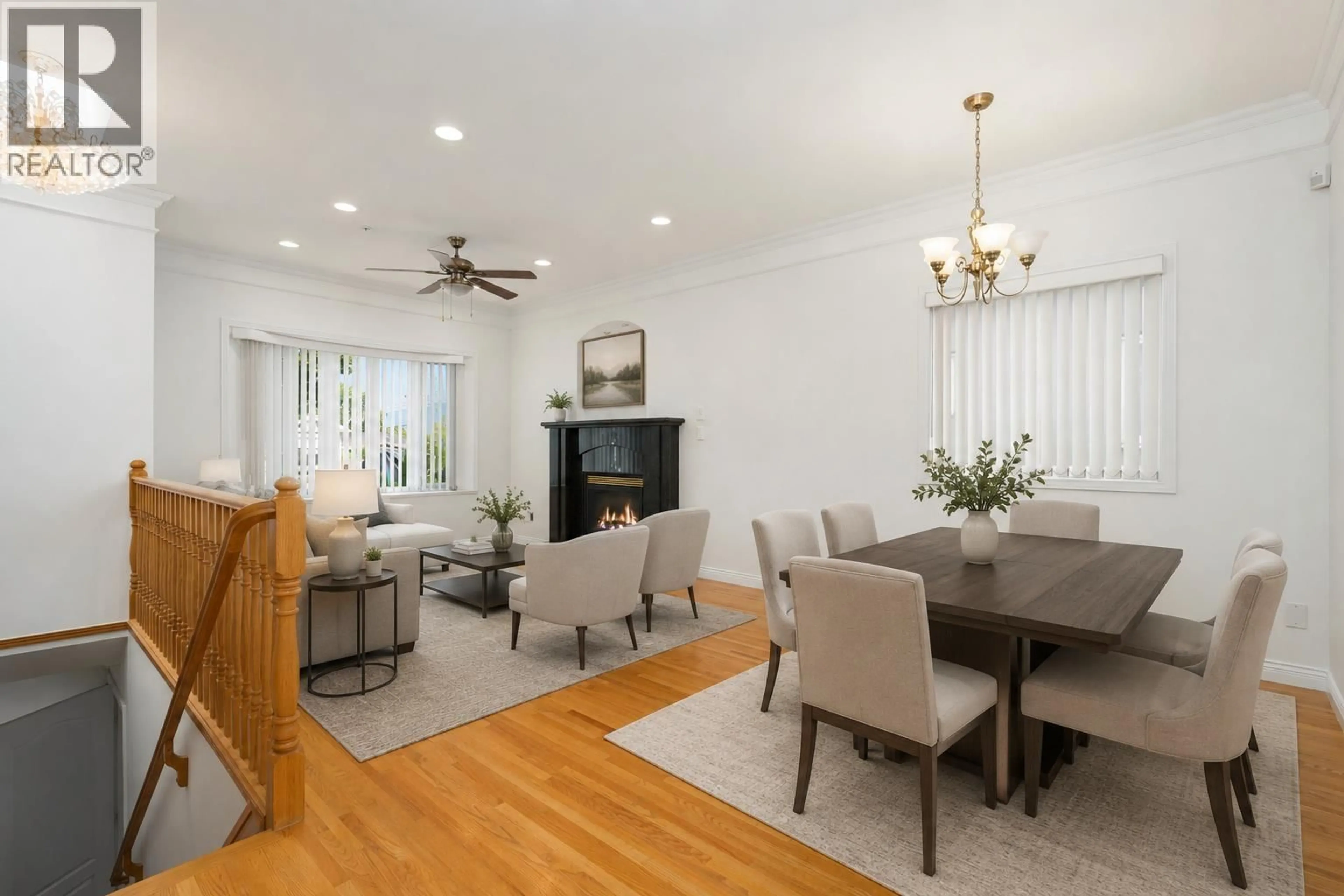 Living room with furniture, wood/laminate floor for 2170 28TH AVENUE, Vancouver British Columbia V5N2X9