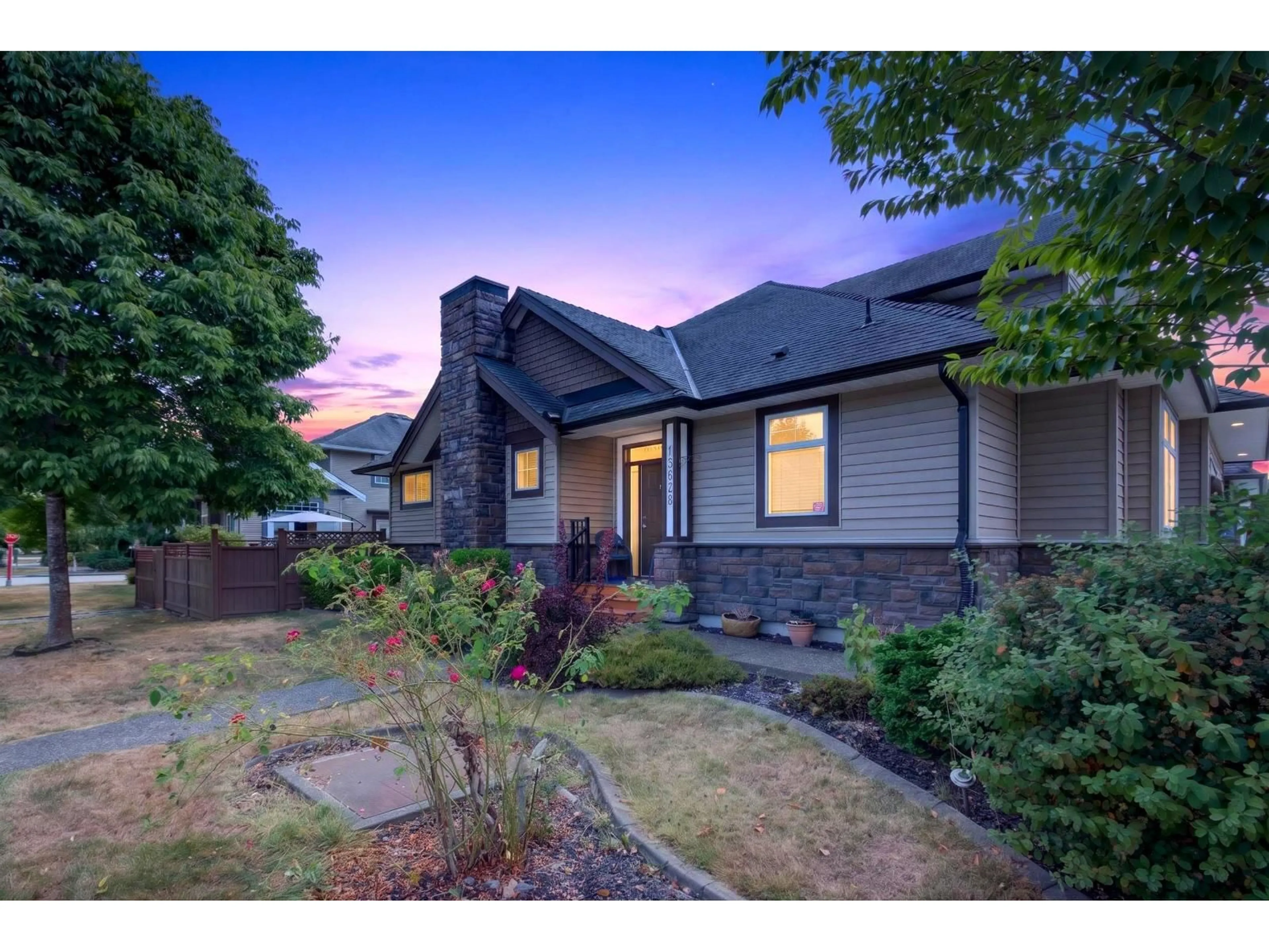 Unknown for 19686 73A AVENUE, Langley British Columbia V2Y3C4