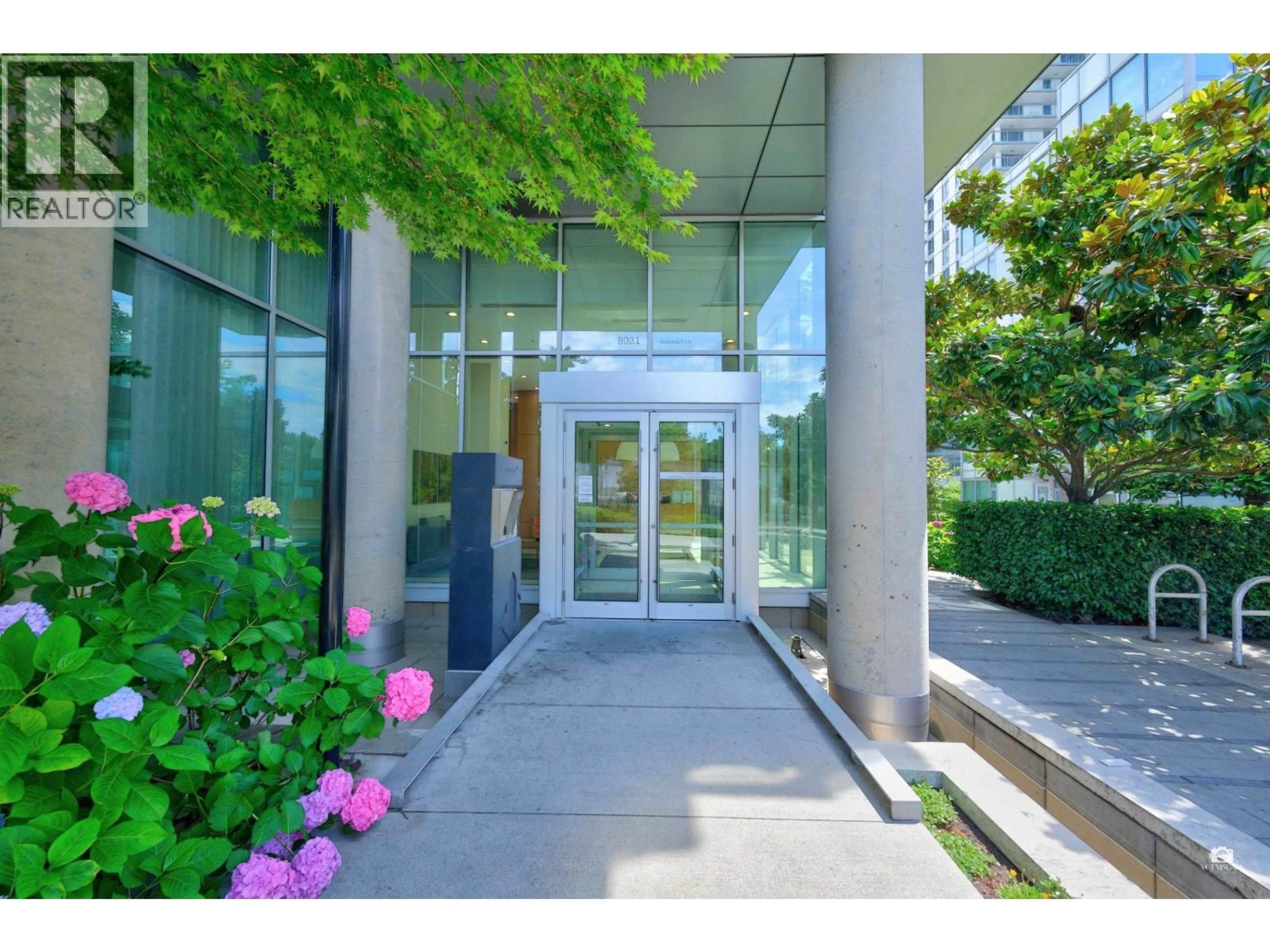 Indoor foyer for 1706 - 8031 NUNAVUT LANE, Vancouver British Columbia V5X0C9