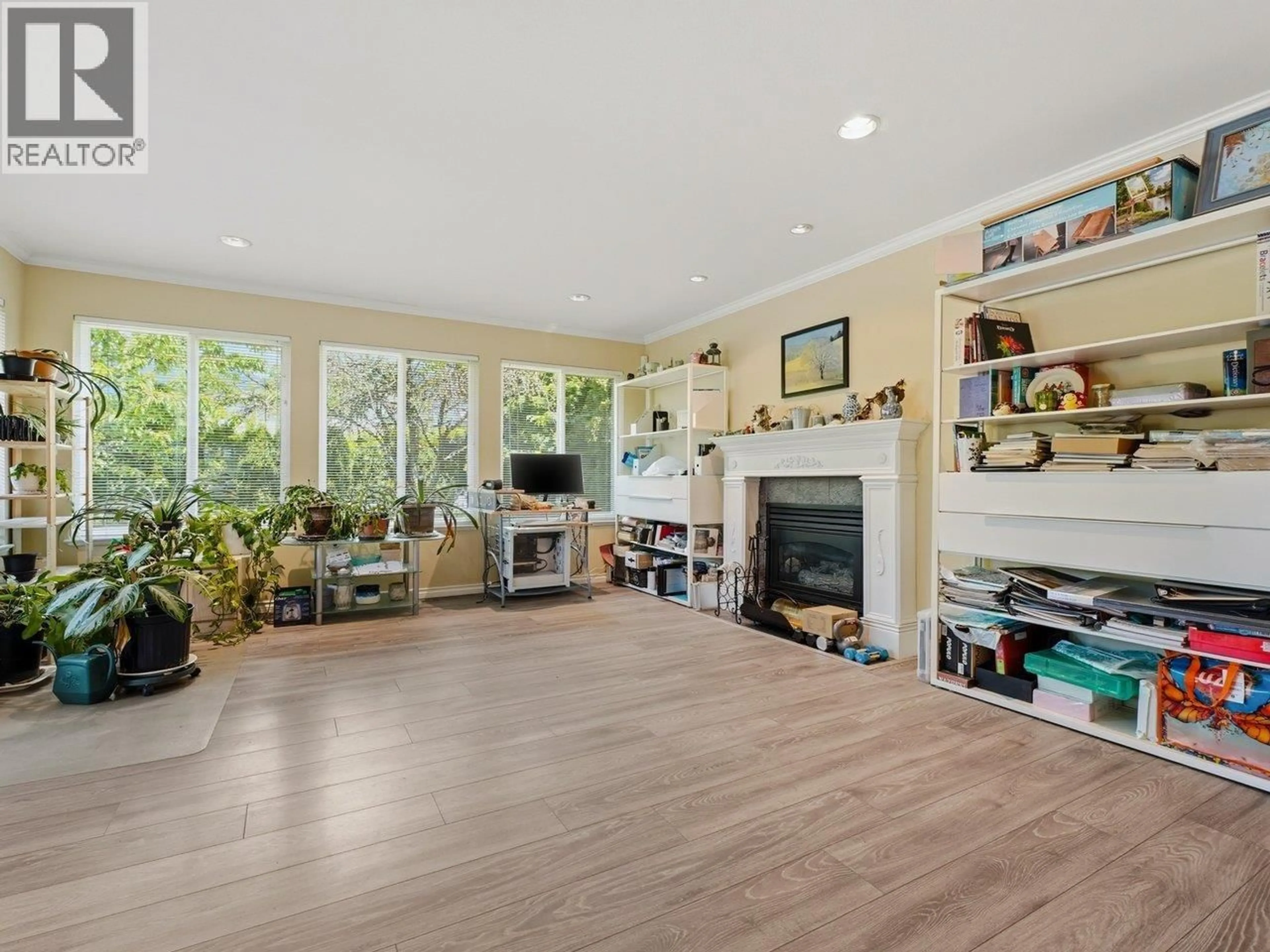 Living room with furniture, wood/laminate floor for 2048 ST. GEORGES AVENUE, North Vancouver British Columbia V7L3K2