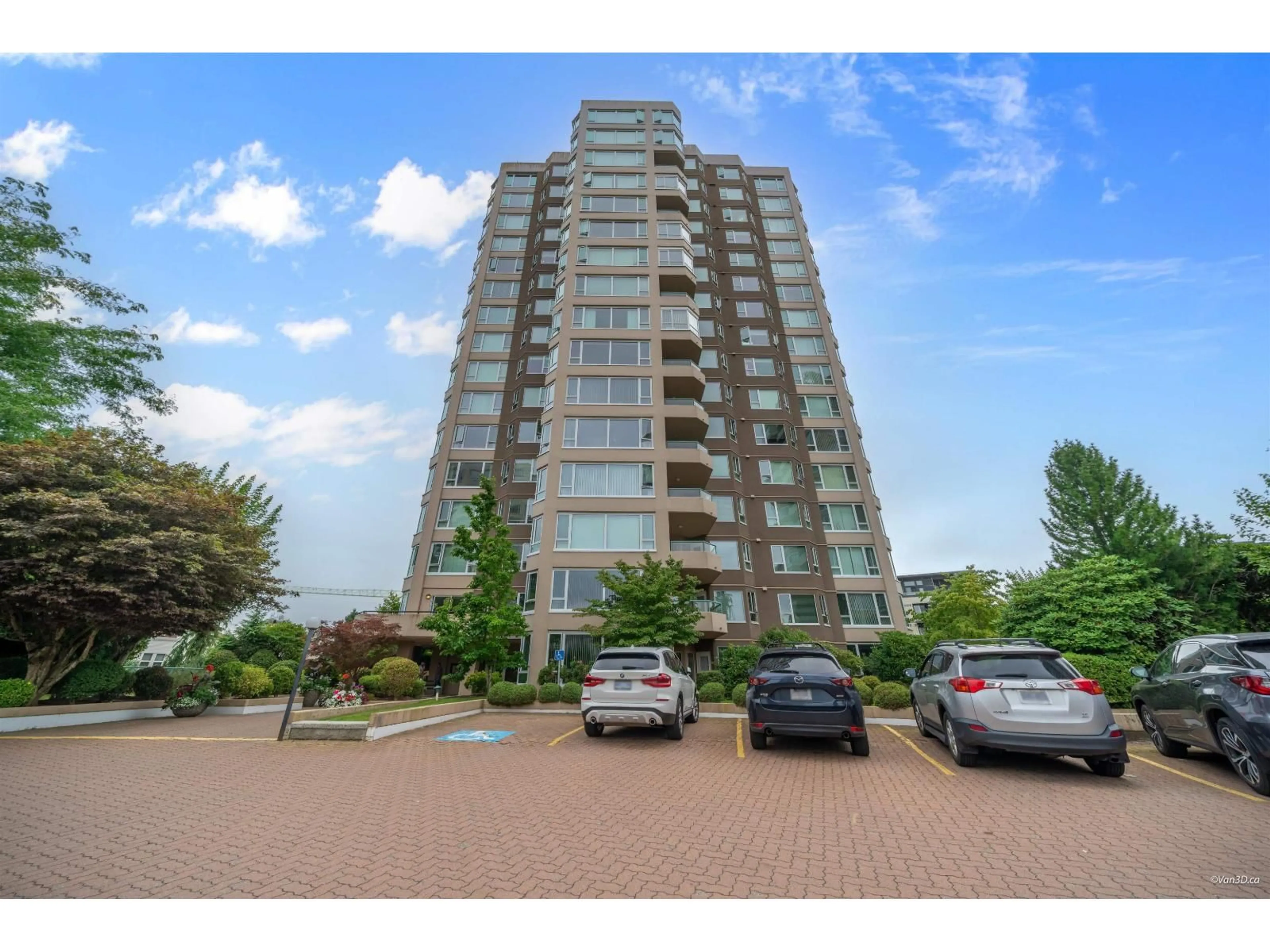 Unknown for 302 - 3170 GLADWIN ROAD, Abbotsford British Columbia V2T5T1
