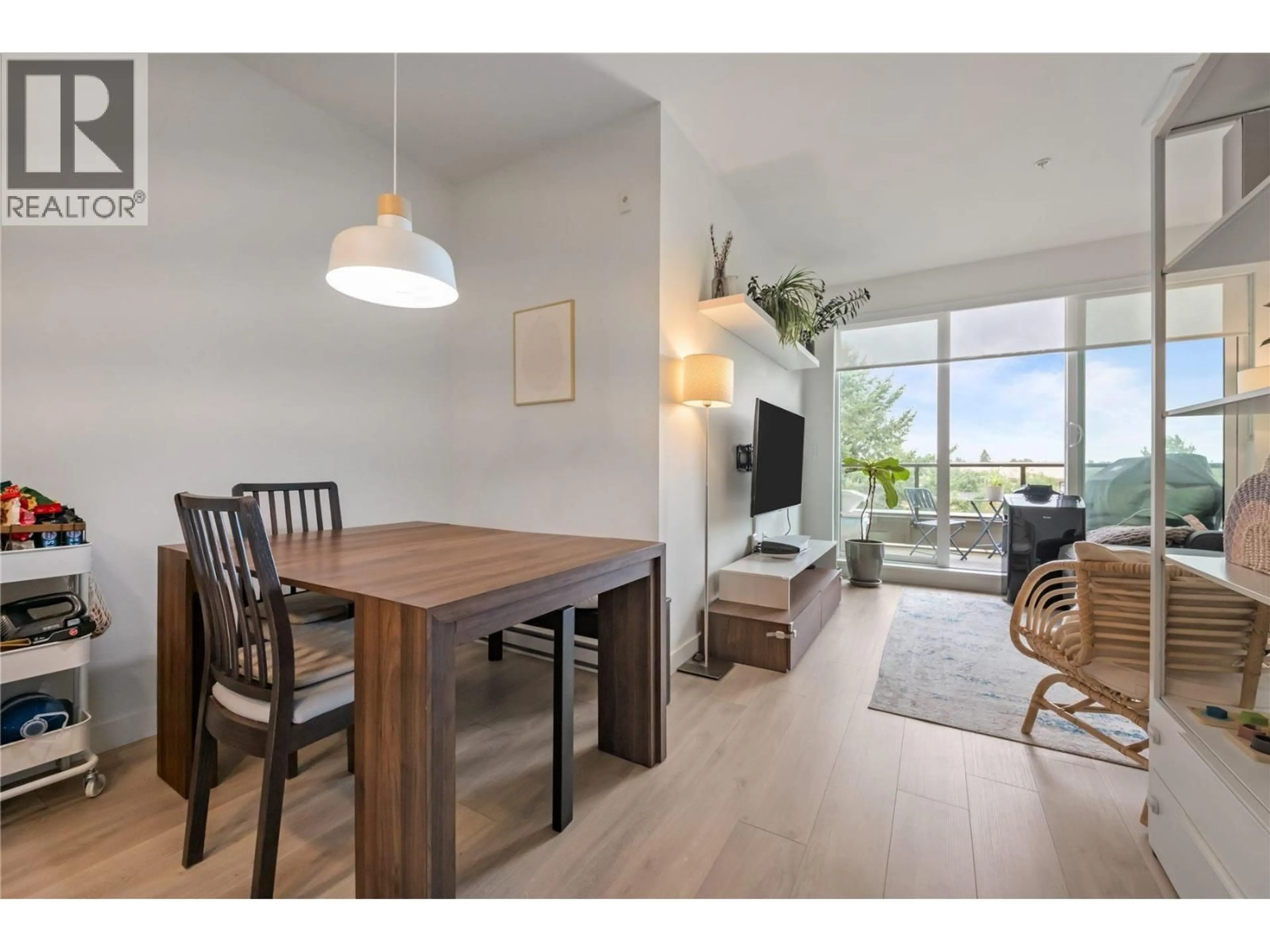 Unknown for 612 - 7588 16TH STREET, Burnaby British Columbia V3N0H8
