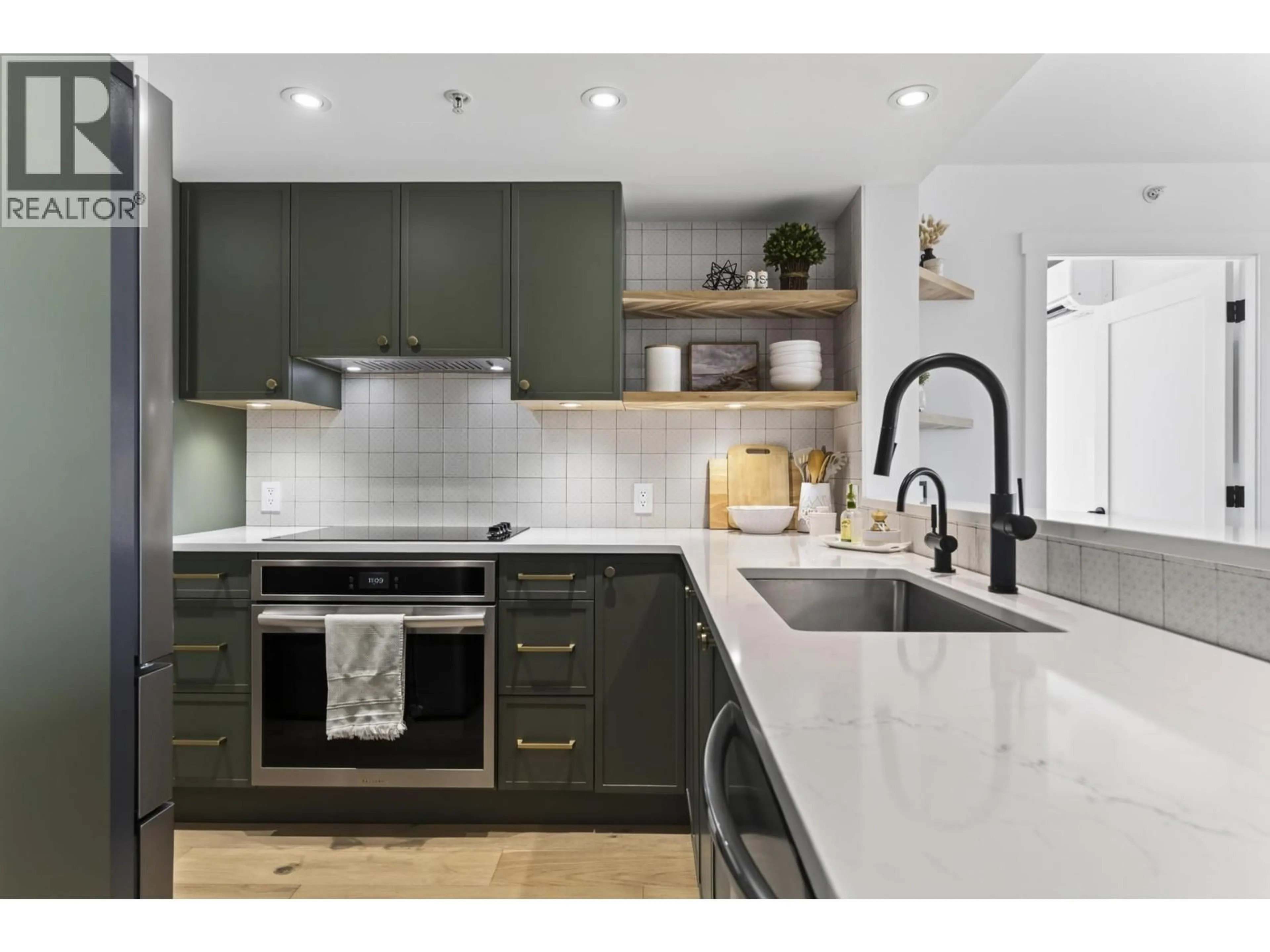 Open concept kitchen, unknown for 1403 - 290 NEWPORT DRIVE, Port Moody British Columbia V3H5N2