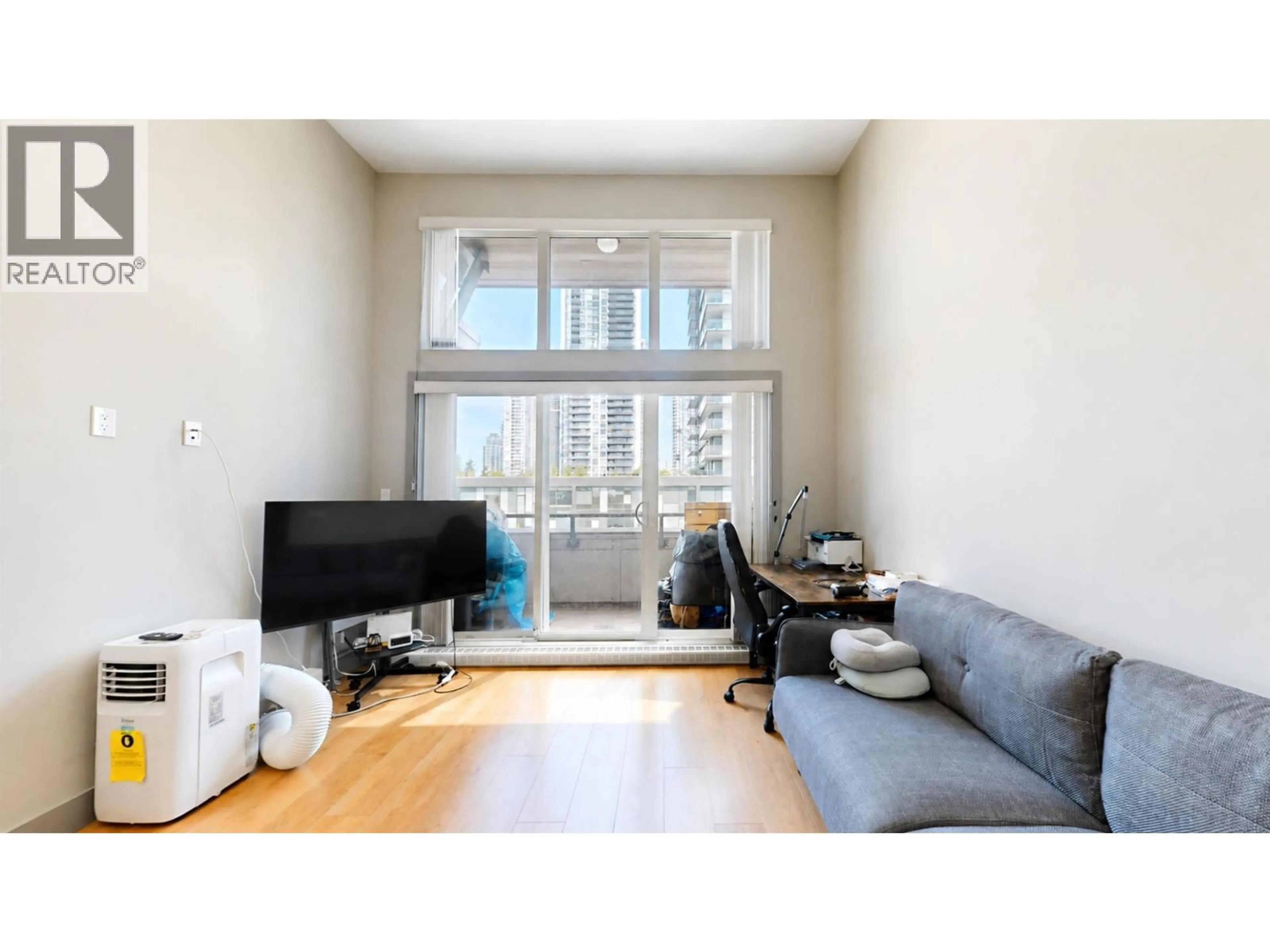 A pic of a room for 406 - 6875 DUNBLANE AVENUE, Burnaby British Columbia V5J0G6