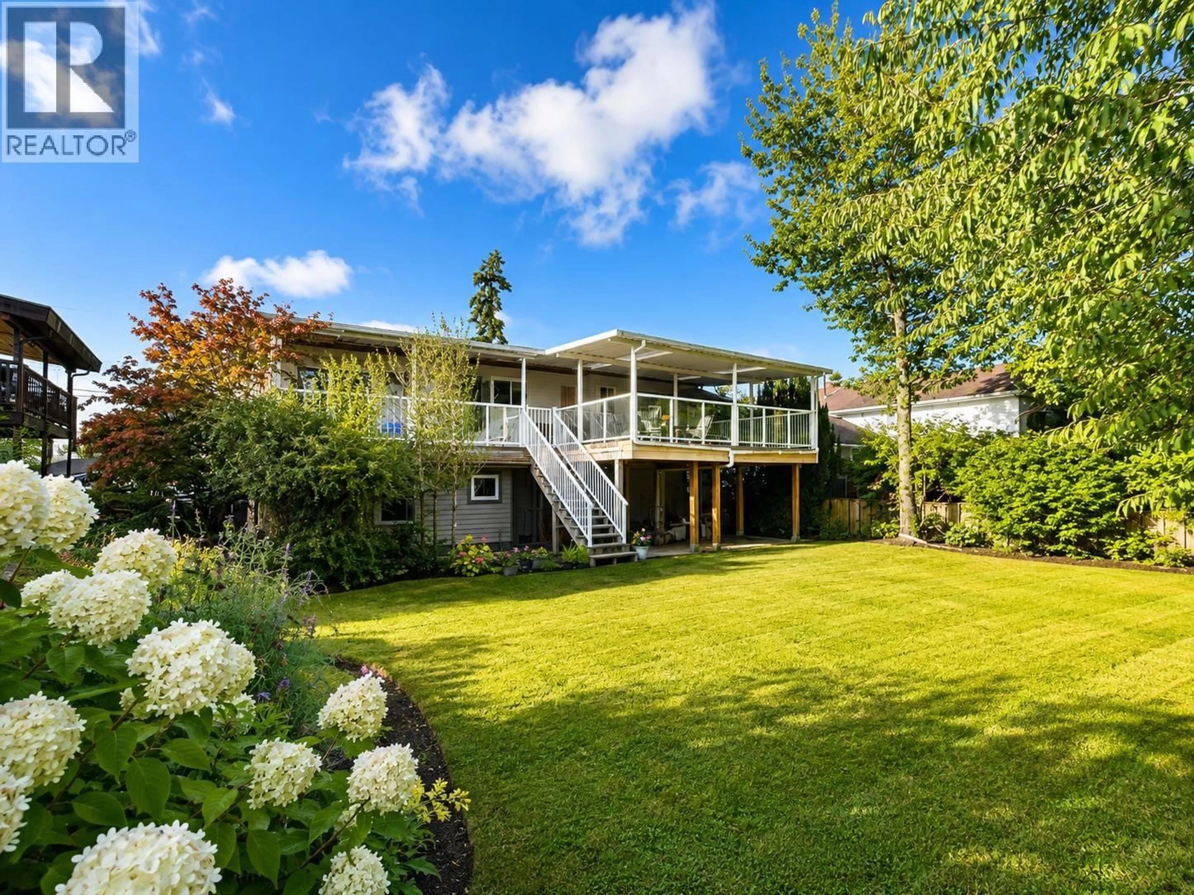 A pic from outside/outdoor area/front of a property/back of a property/a pic from drone, unknown for 3391 STEVESTON HIGHWAY, Richmond British Columbia V7E2J4
