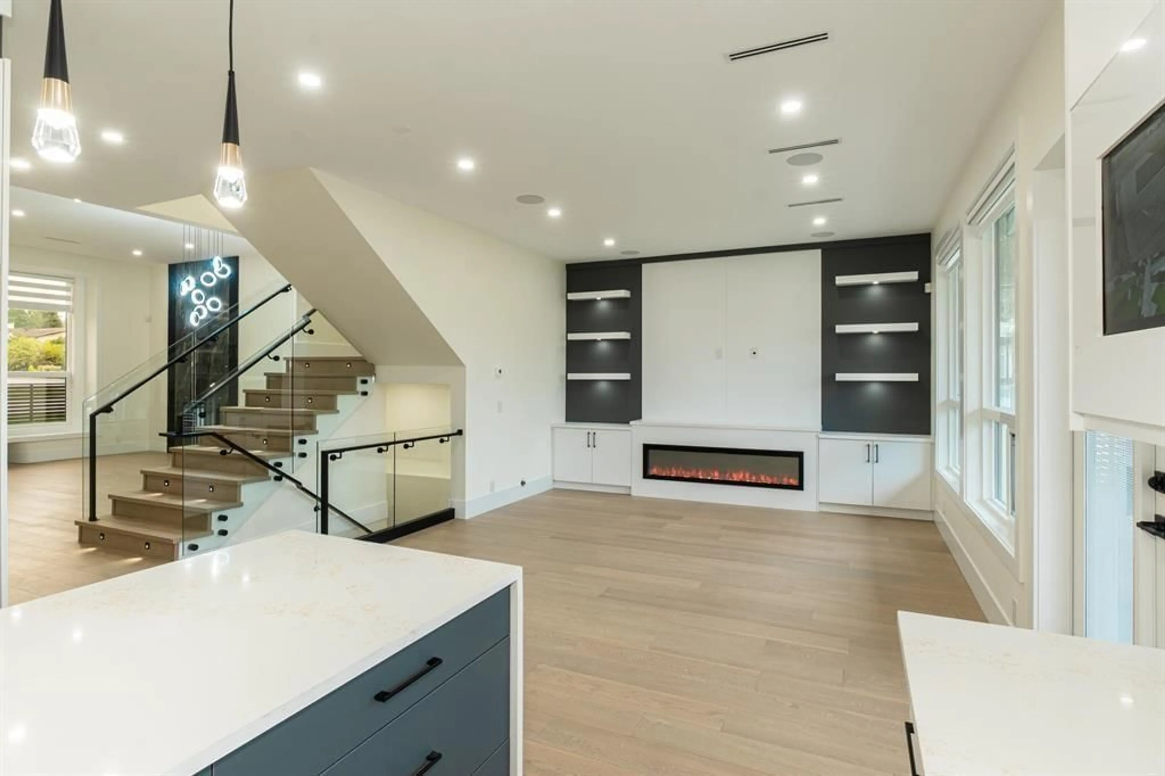 Open concept kitchen, unknown for 9524 118 STREET, Delta British Columbia V4C6J5