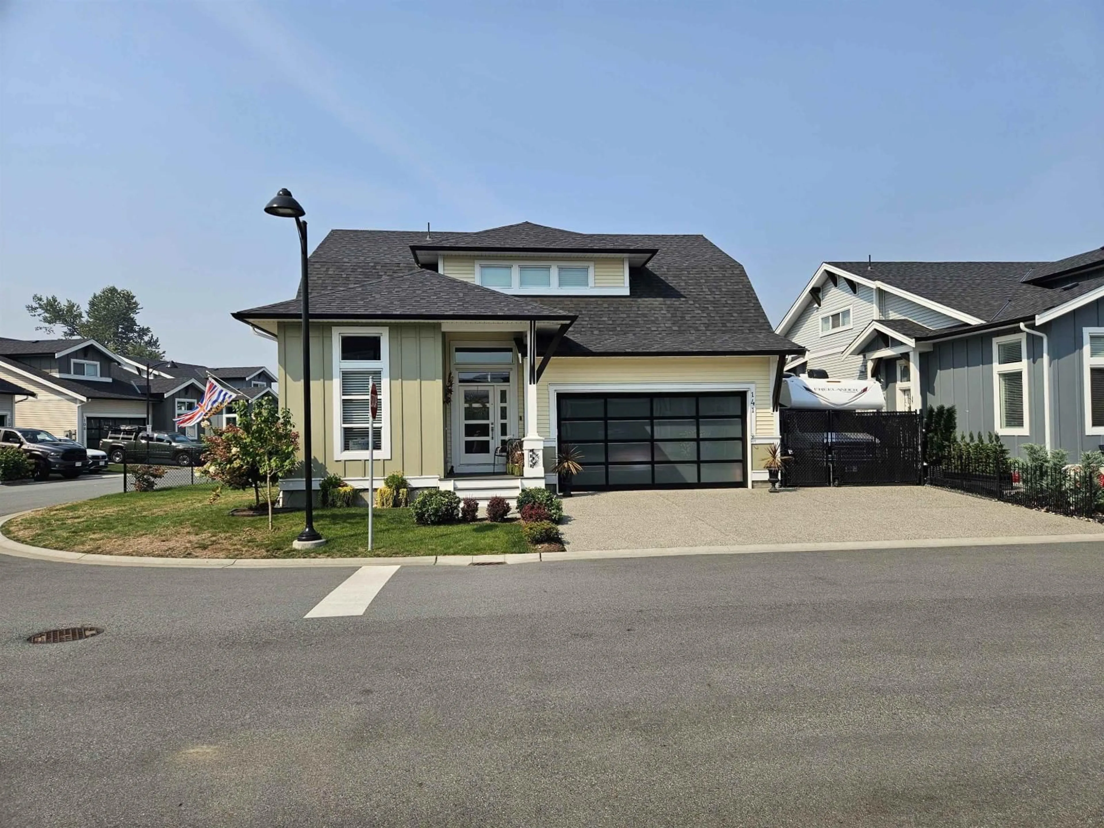 Home with vinyl exterior material, street for 141 - 46213 HAKWELES ROAD, Chilliwack British Columbia V4Z0C6