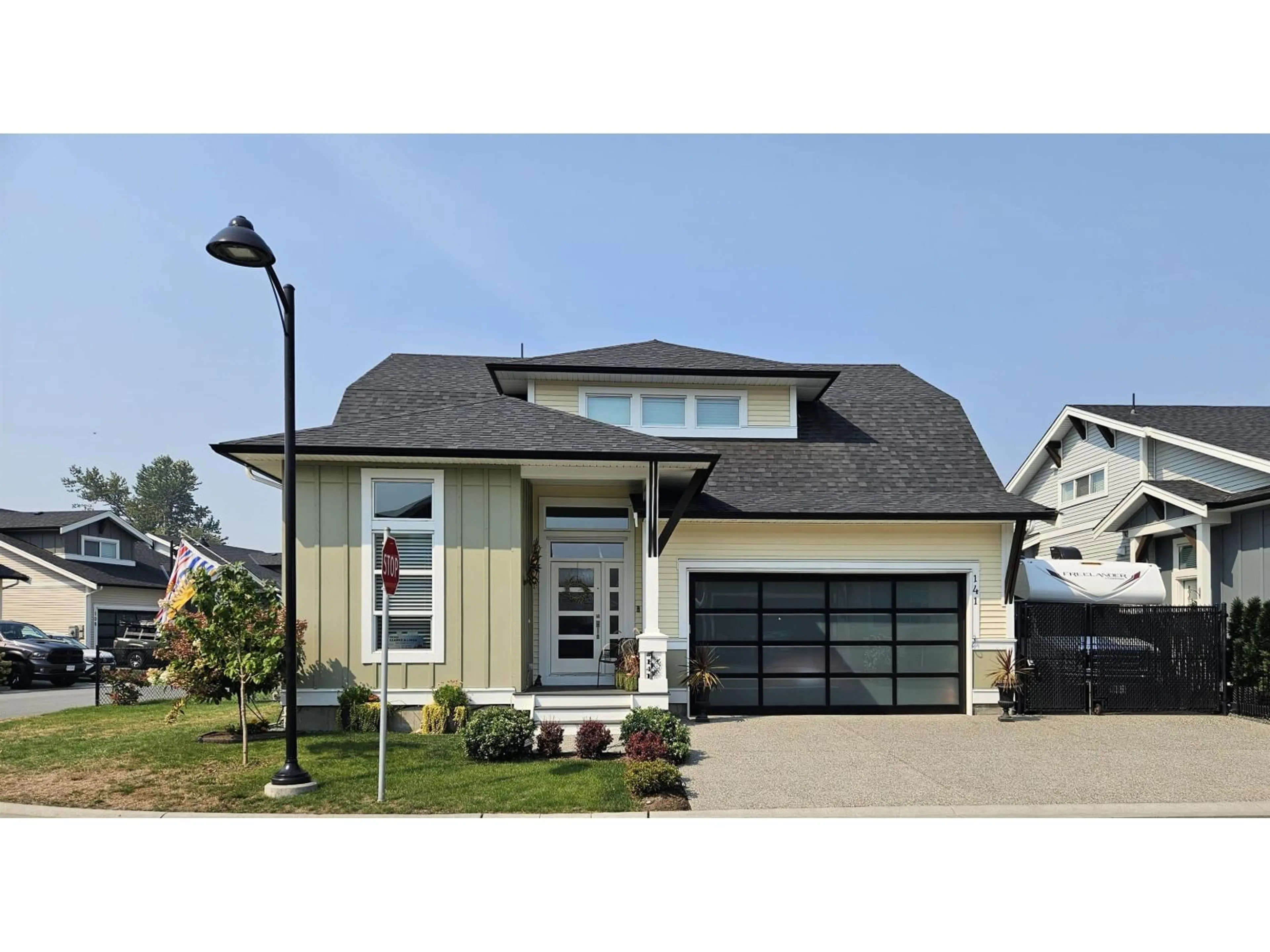 Home with vinyl exterior material, street for 141 - 46213 HAKWELES ROAD, Chilliwack British Columbia V4Z0C6