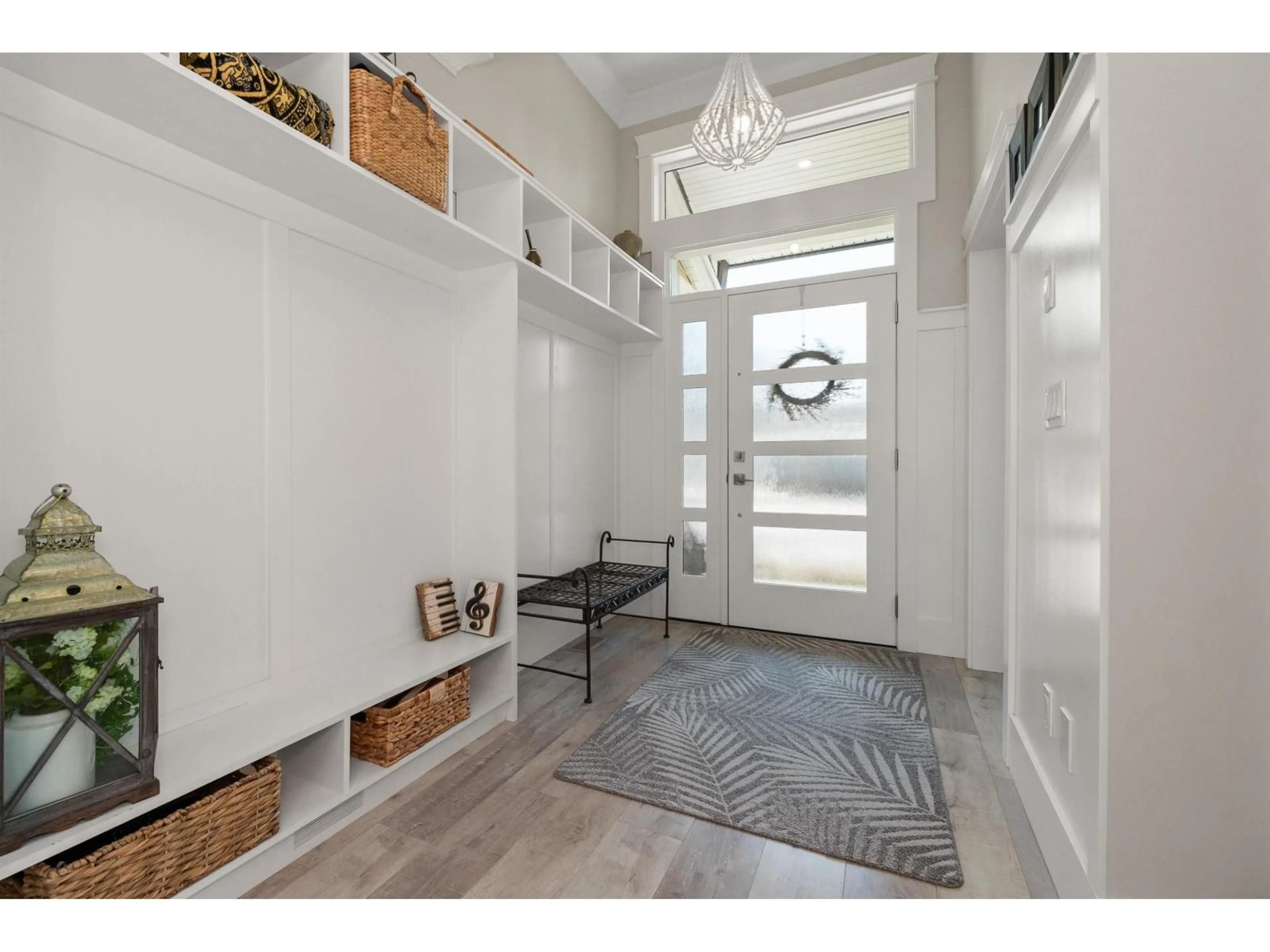 Indoor entryway for 141 - 46213 HAKWELES ROAD, Chilliwack British Columbia V4Z0C6
