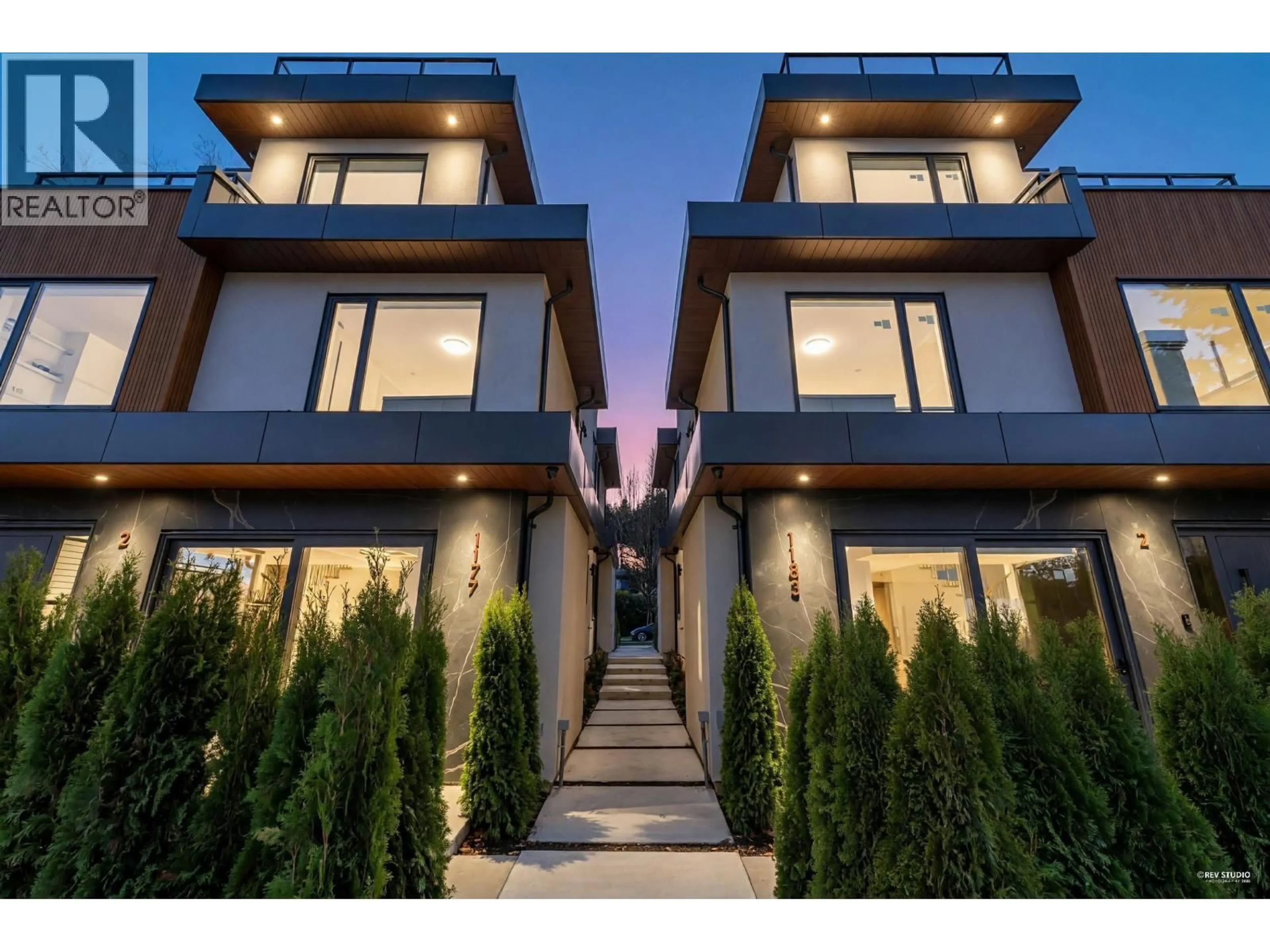 Unknown for 2 - 1177 33RD AVENUE, Vancouver British Columbia V6M1A3