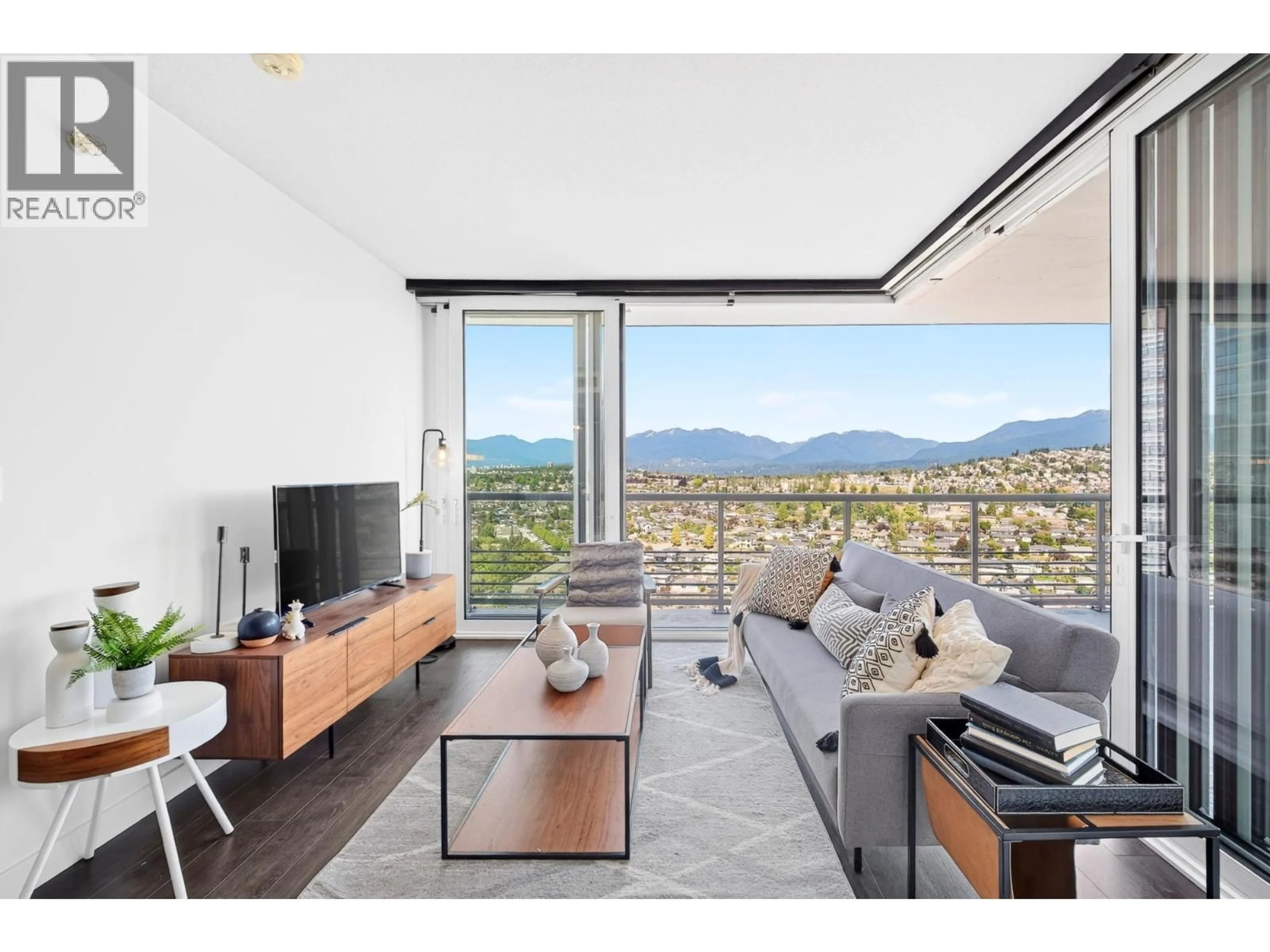 Living room with furniture, unknown for 3008 - 4730 LOUGHEED HIGHWAY, Burnaby British Columbia V5C4A8