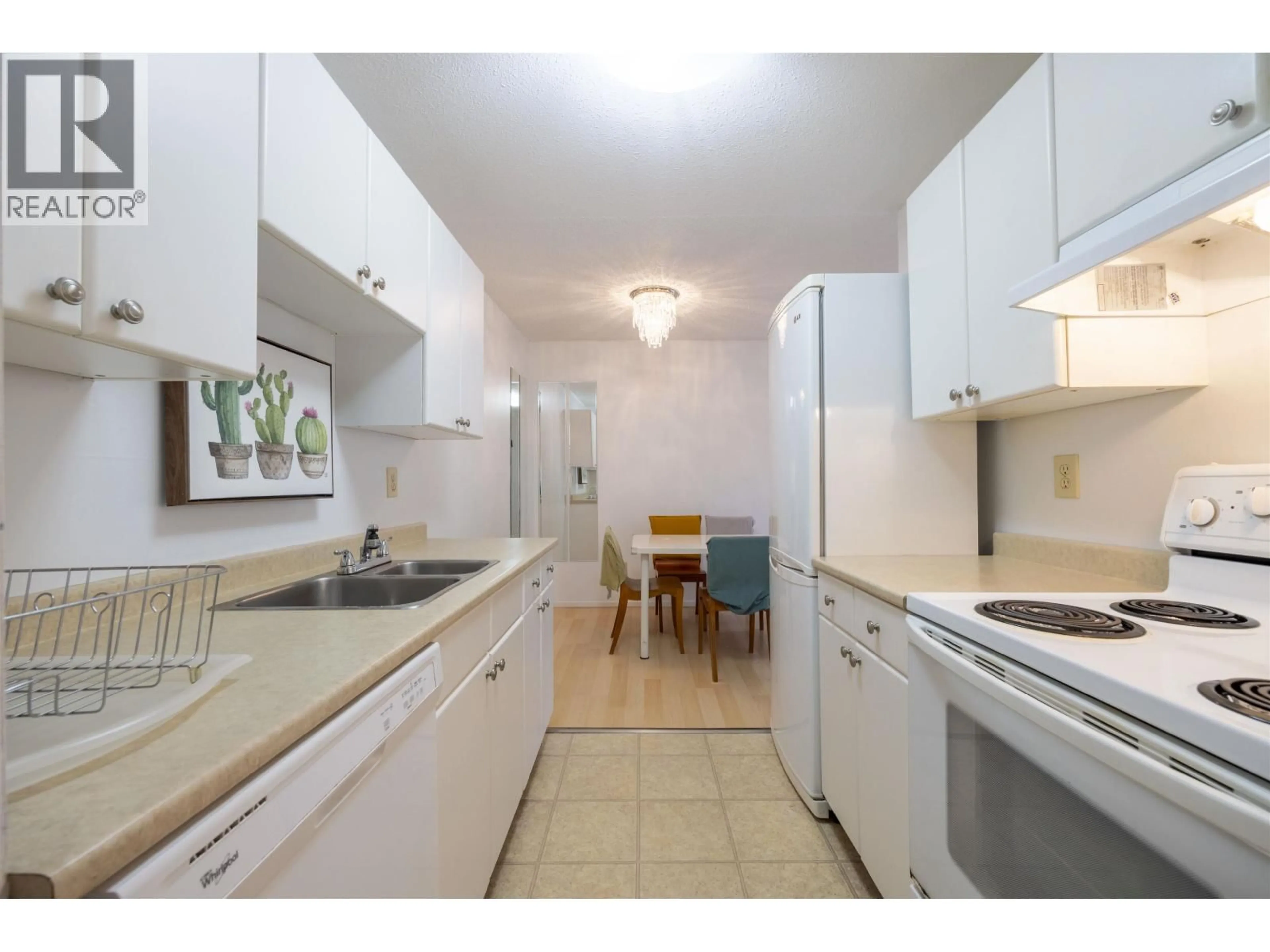 Standard kitchen, unknown for 203 - 1195 PIPELINE ROAD, Coquitlam British Columbia V3B6J5