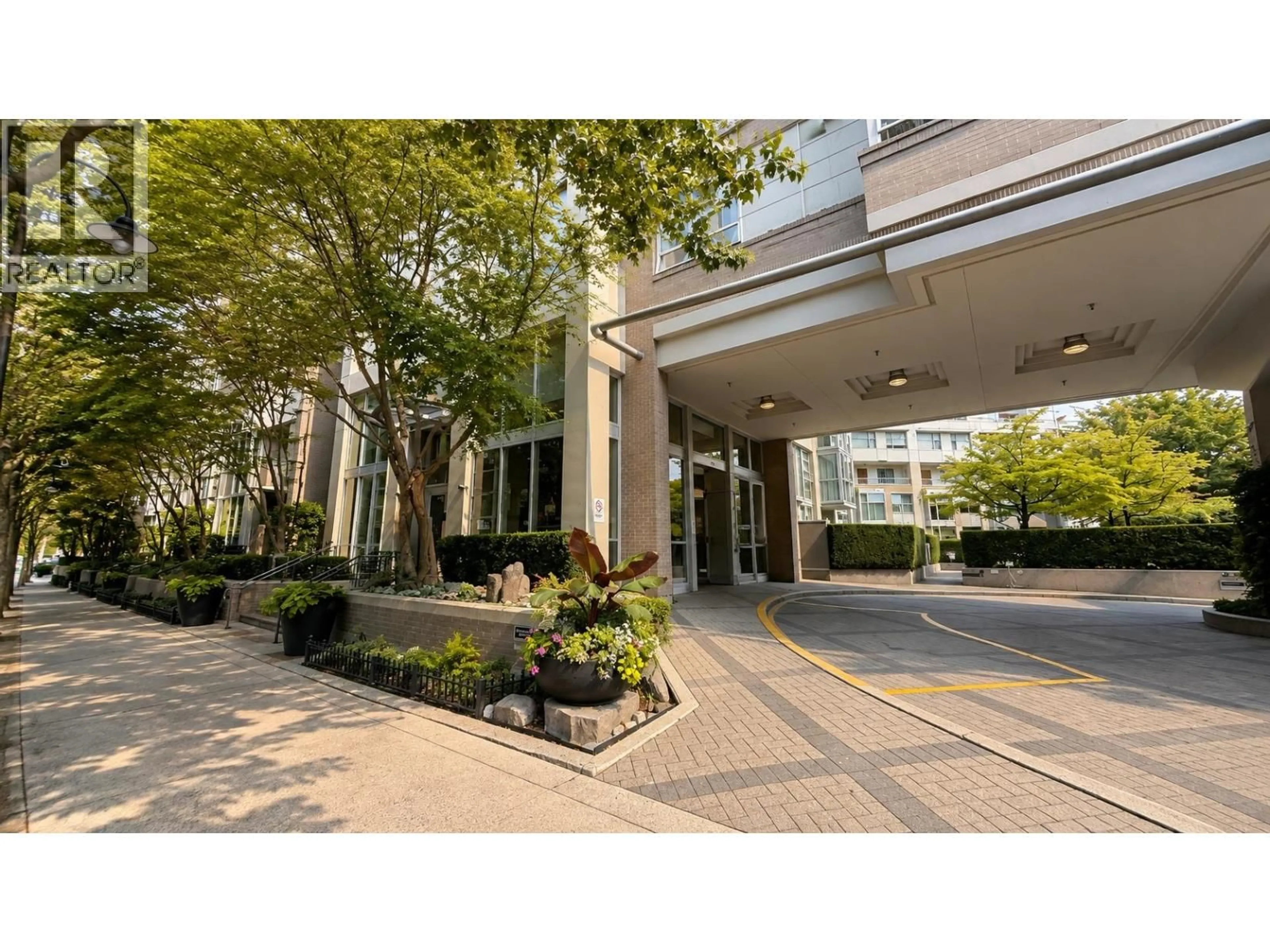 Unknown for 608 - 1228 MARINASIDE CRESCENT STREET, Vancouver British Columbia V6Z2W4