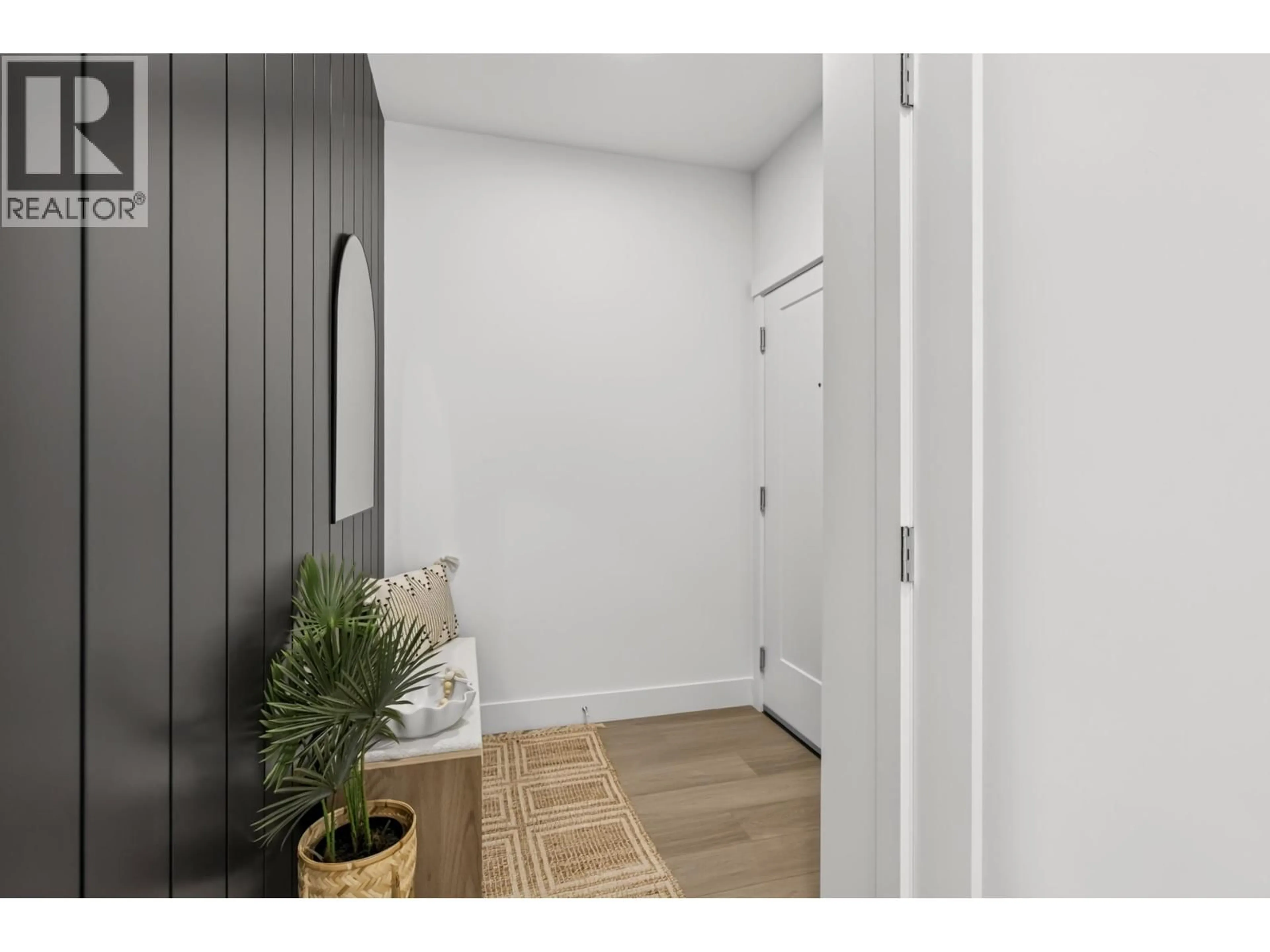 Indoor entryway for 212 - 22348 NORTH AVENUE, Maple Ridge British Columbia V2X6B5