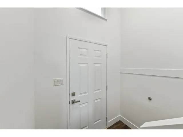 17424 64 AVENUE, Surrey 3