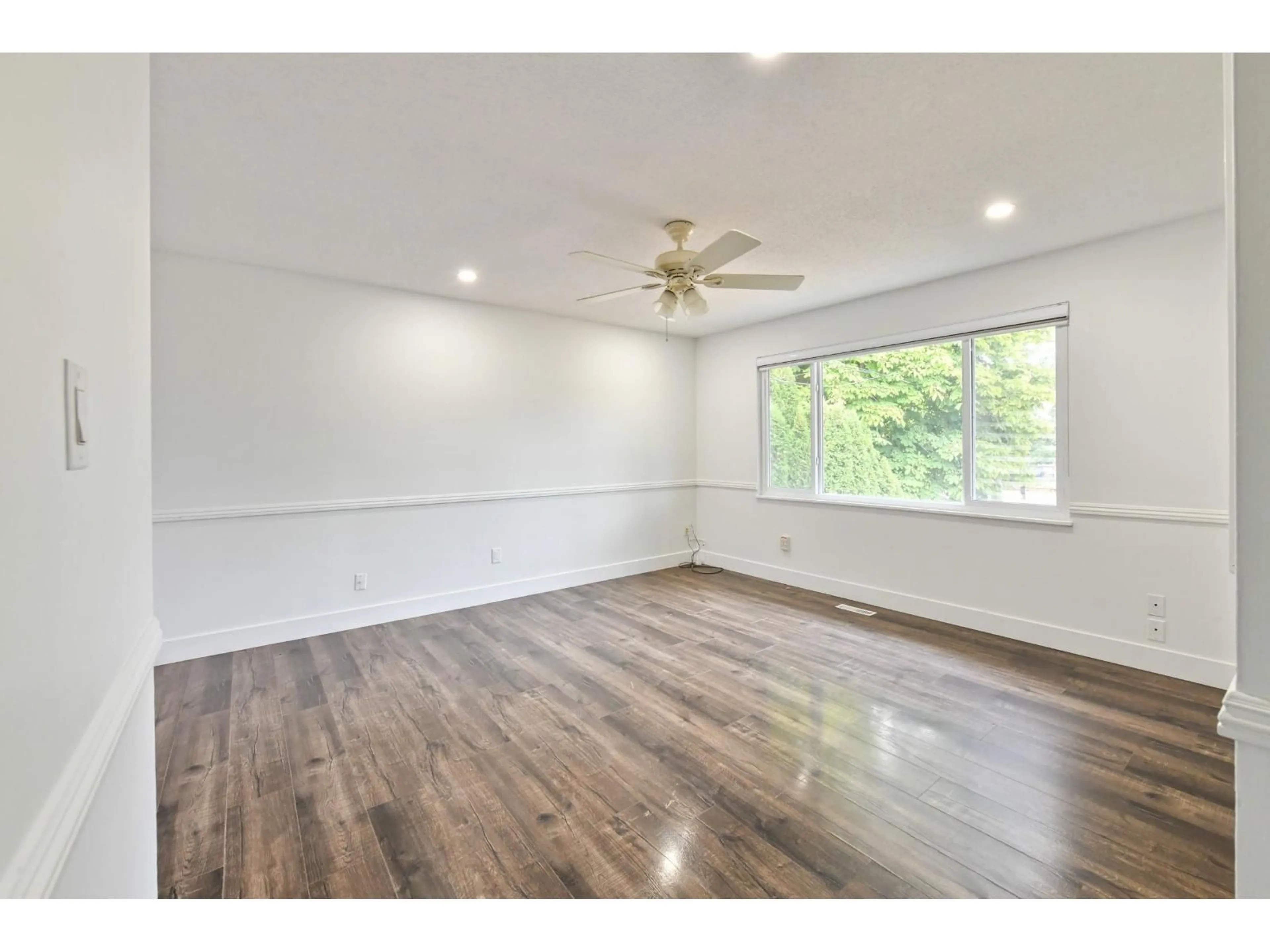 A pic of a room for 17424 64 AVENUE, Surrey British Columbia V3S1Y9