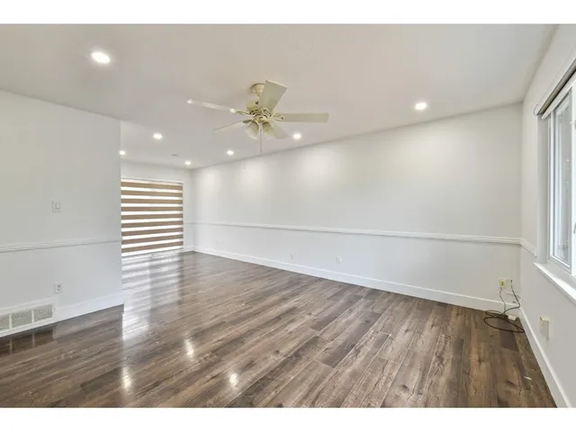 17424 64 AVENUE, Surrey 5