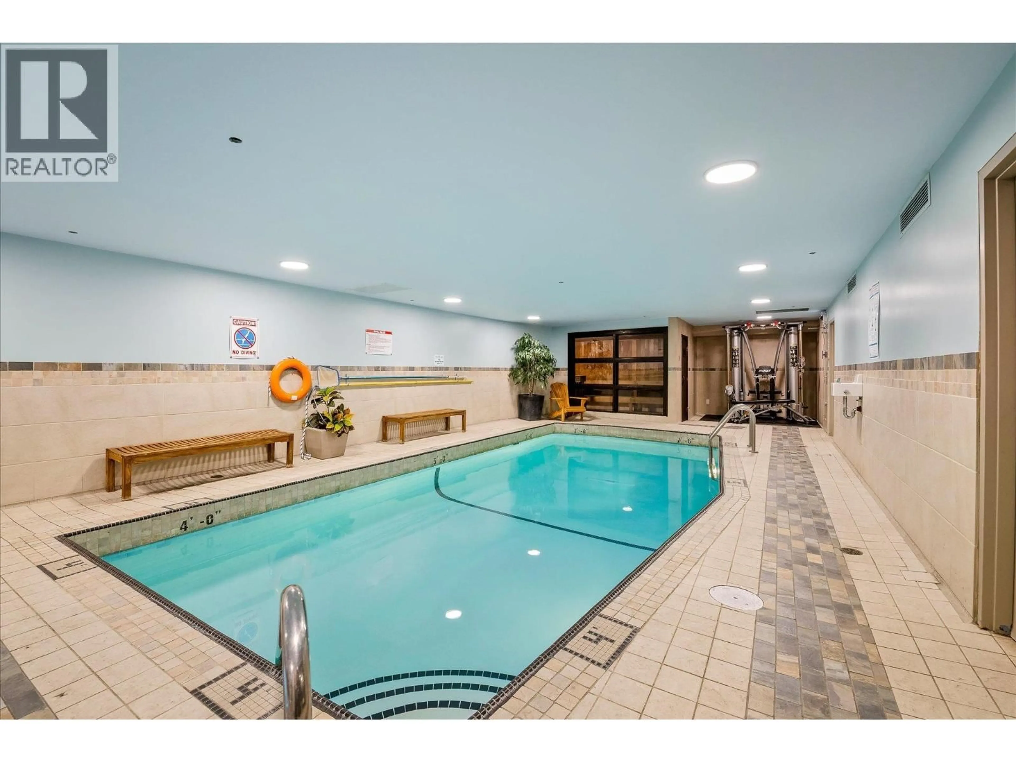 Pool for 229 - 4220 GATEWAY DRIVE, Whistler British Columbia V8E0Z7