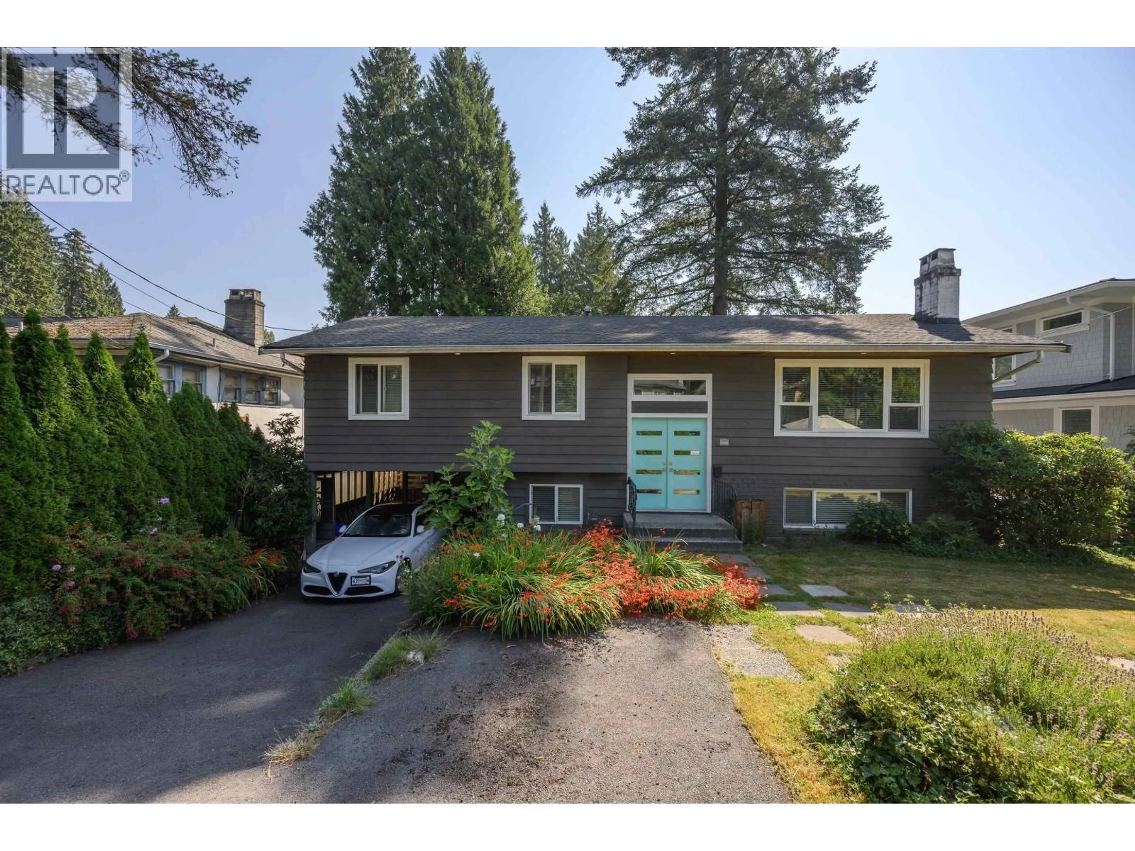 Unknown for 3342 FROMME ROAD, North Vancouver British Columbia V7K2E3