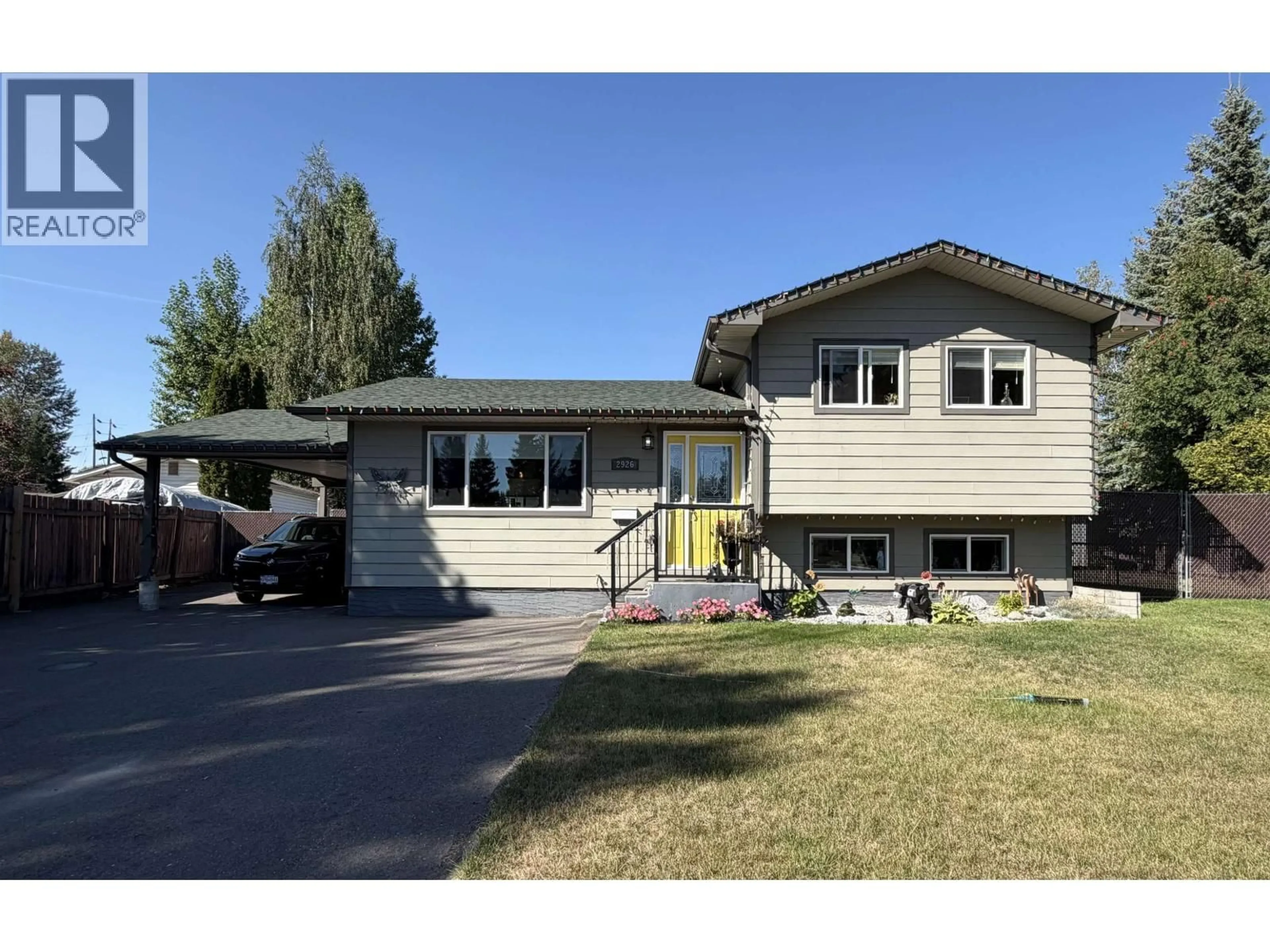 Home with vinyl exterior material, street for 2926 MCGILL PLACE, Prince George British Columbia V2N3K3