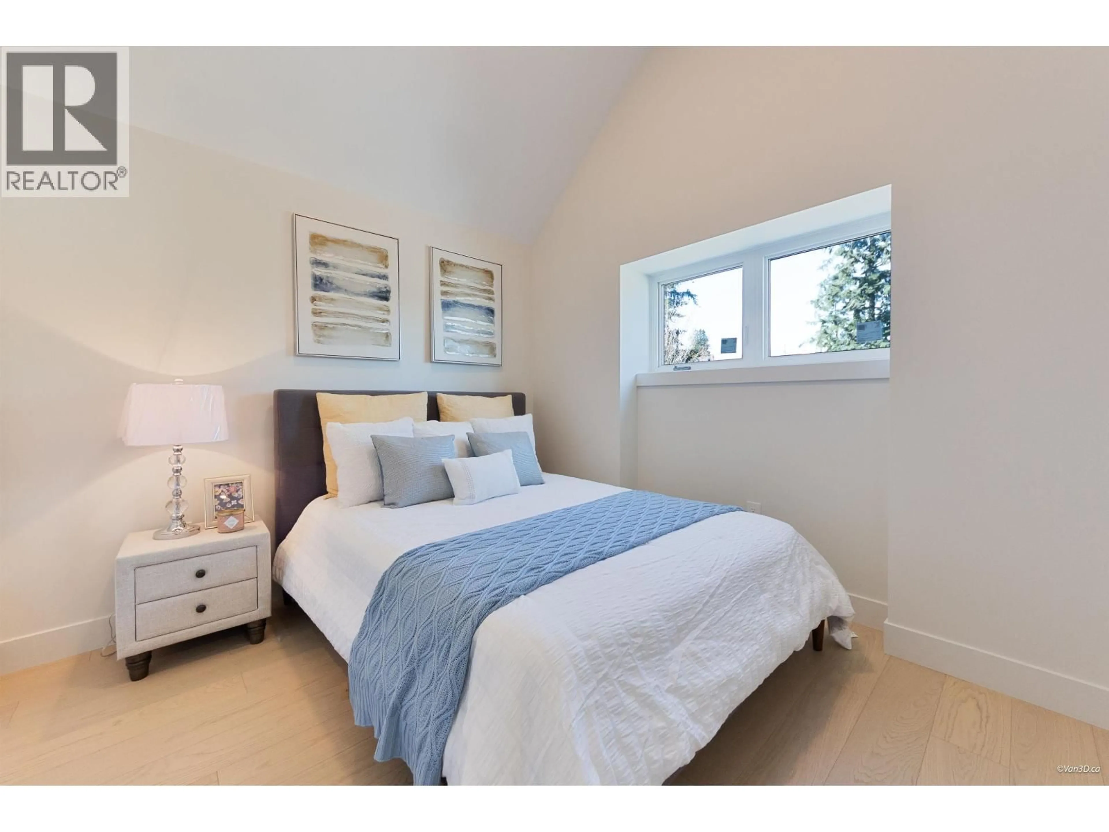 Bedroom with bed, unknown for 103 - 1406 18TH AVENUE, Vancouver British Columbia V1V1V1