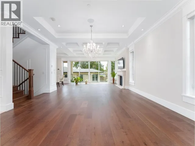 1260 KINGS AVENUE, West Vancouver 4