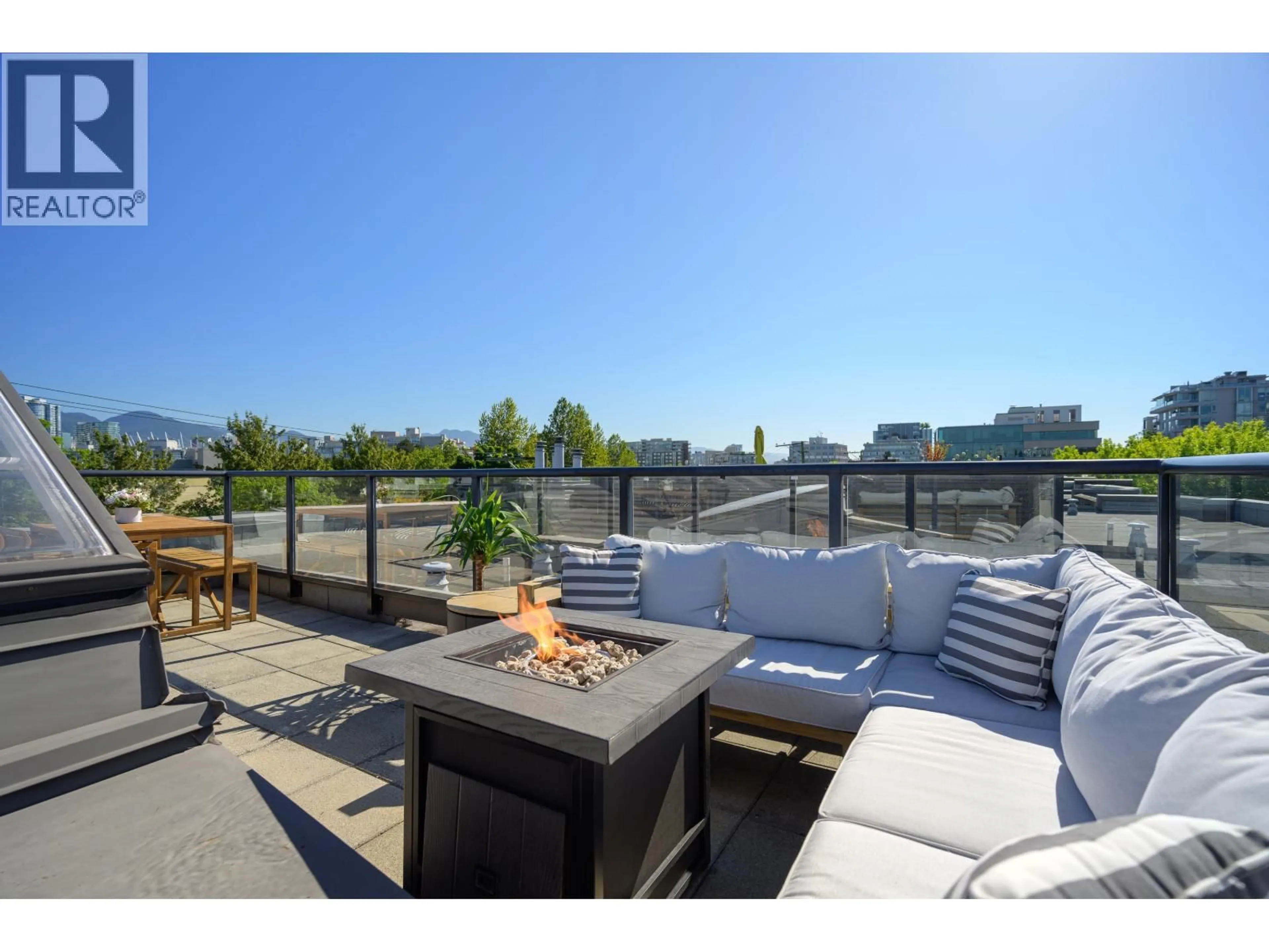 Patio, water/lake/river/ocean view for 220 - 676 6TH AVENUE, Vancouver British Columbia V5Z1A3