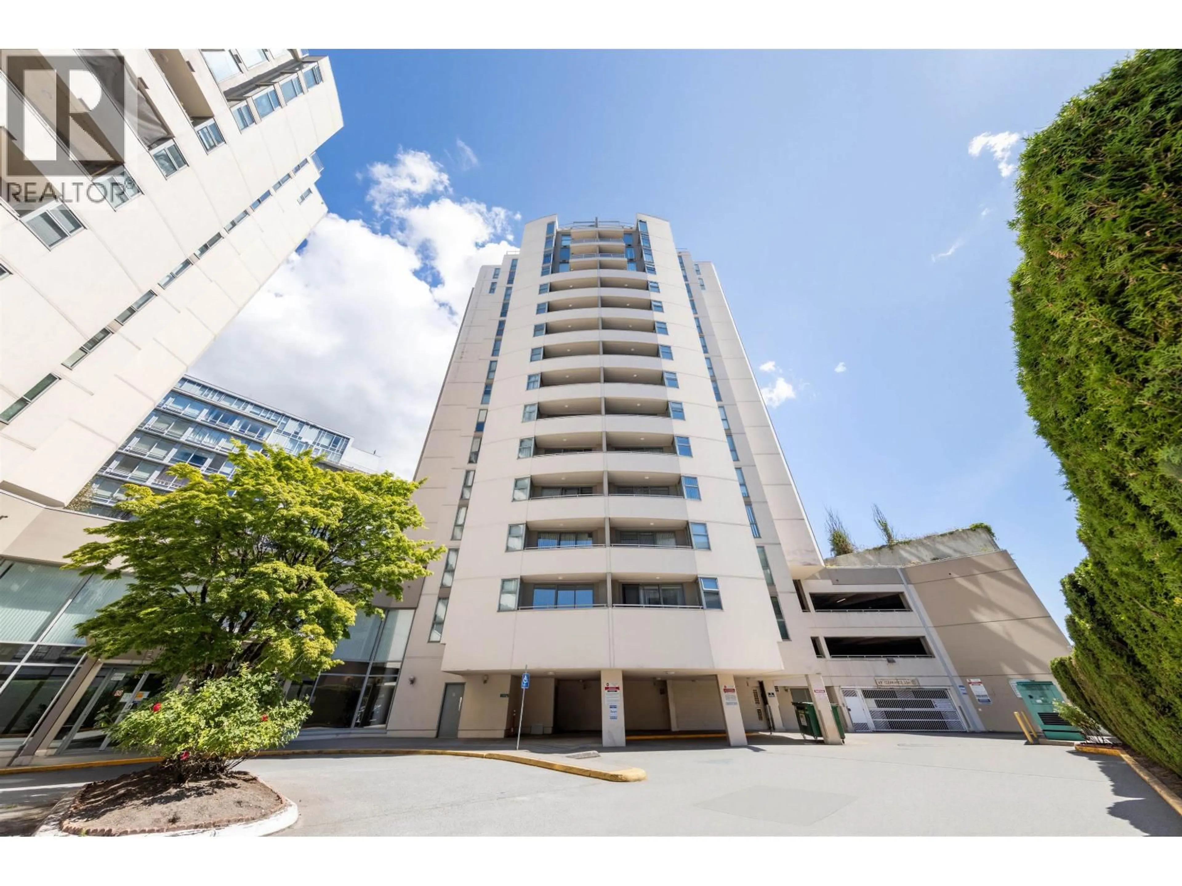 A pic from outside/outdoor area/front of a property/back of a property/a pic from drone, building for 1505 - 8248 LANSDOWNE ROAD, Richmond British Columbia V6X3Y9