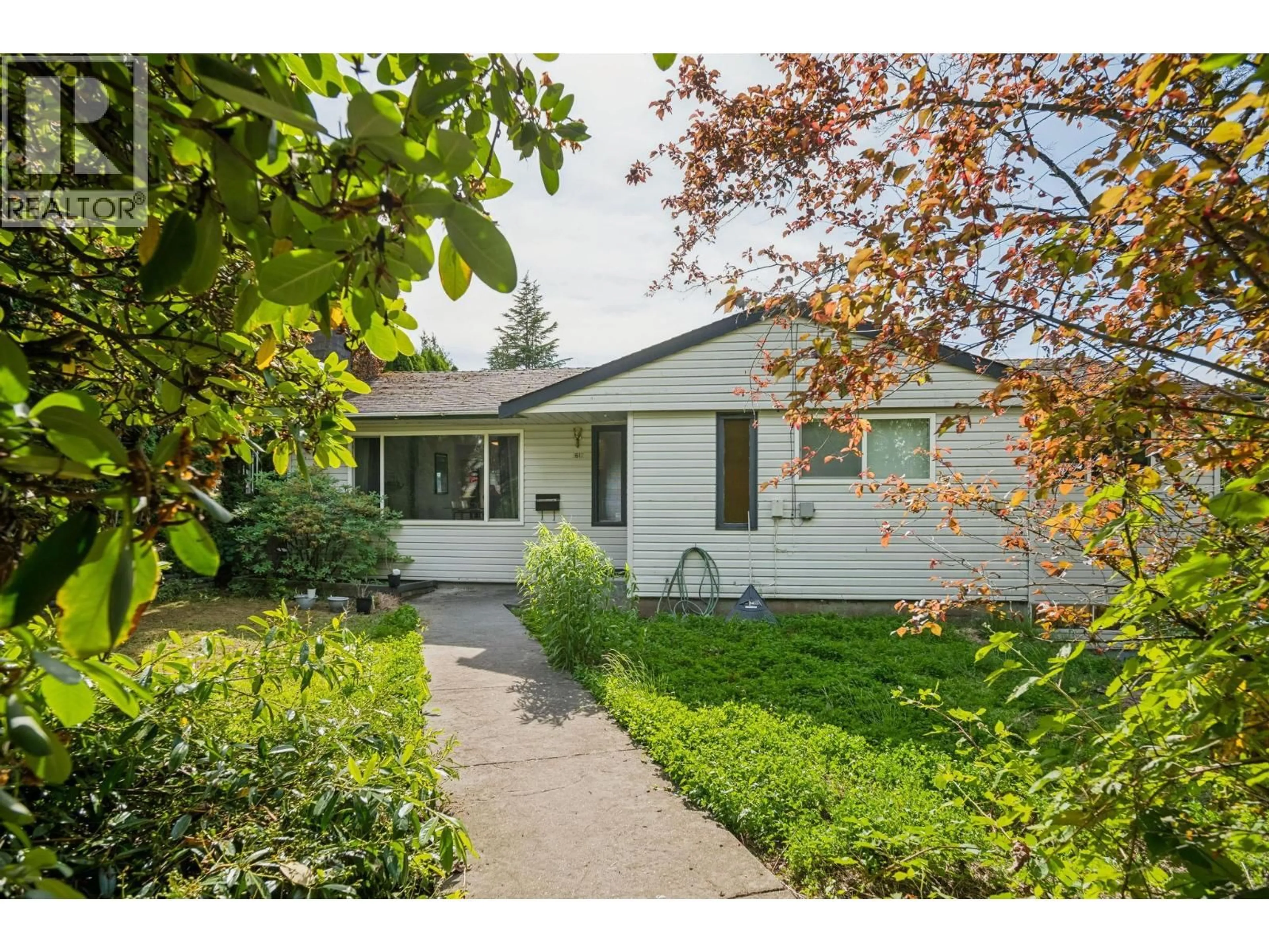 Home with vinyl exterior material, street for 1617 WESTERN DRIVE, Port Coquitlam British Columbia V3C2X1