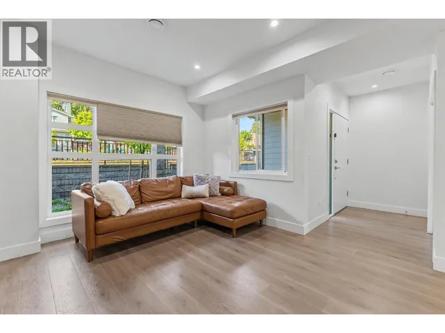 103 - 906 QUADLING AVENUE, Coquitlam 4
