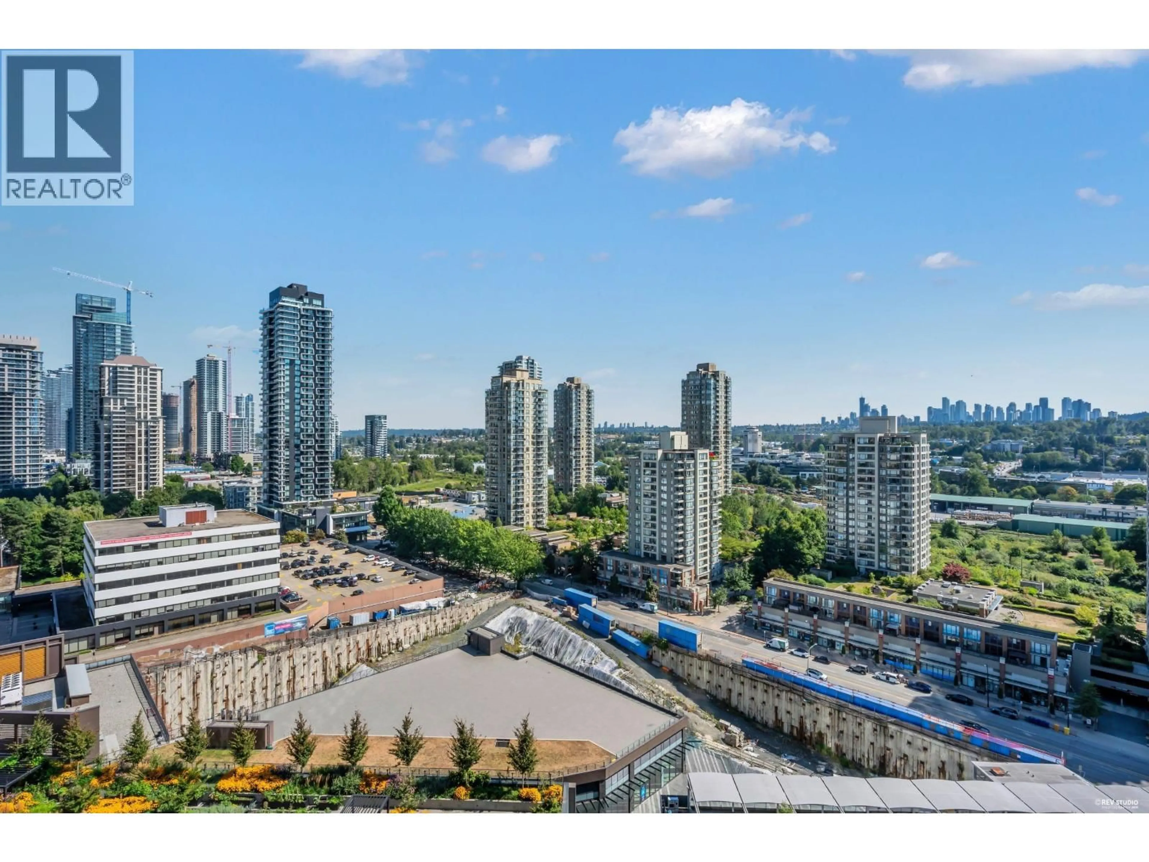 A pic from outside/outdoor area/front of a property/back of a property/a pic from drone, city buildings view from balcony for 1611 - 2108 GILMORE AVENUE, Burnaby British Columbia V5C0N8