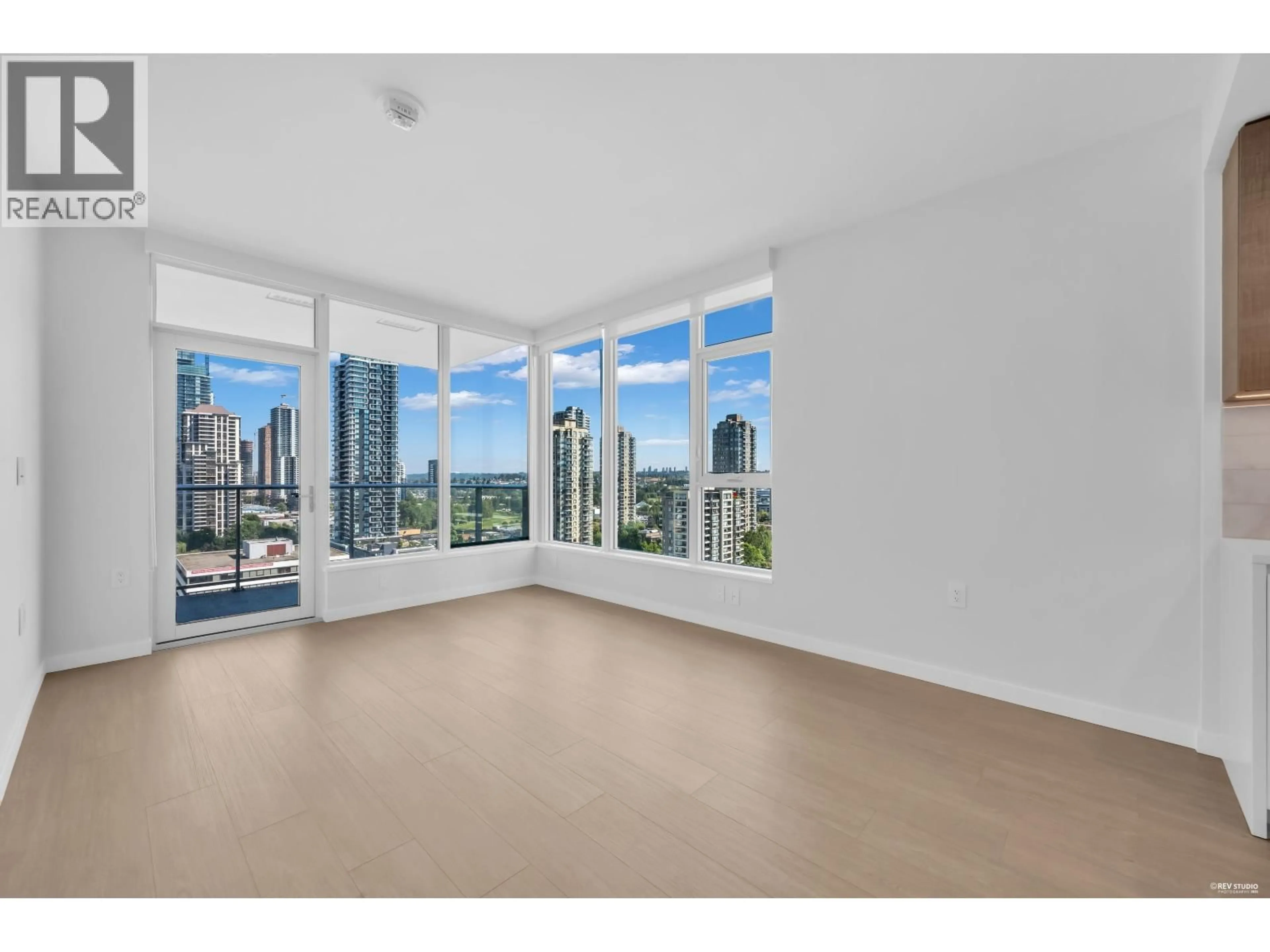 A pic of a room for 1611 - 2108 GILMORE AVENUE, Burnaby British Columbia V5C0N8