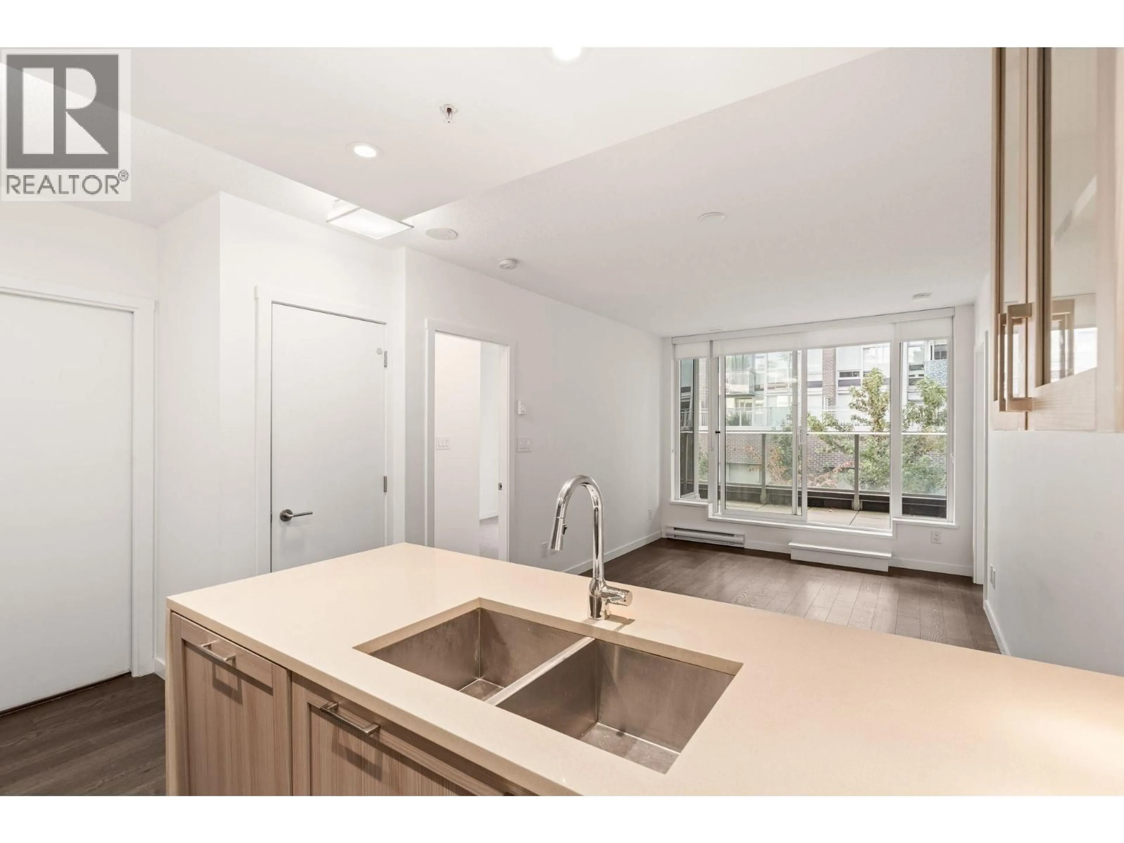 Open concept kitchen, unknown for 621 - 5598 ORMIDALE STREET, Vancouver British Columbia V5R0E5