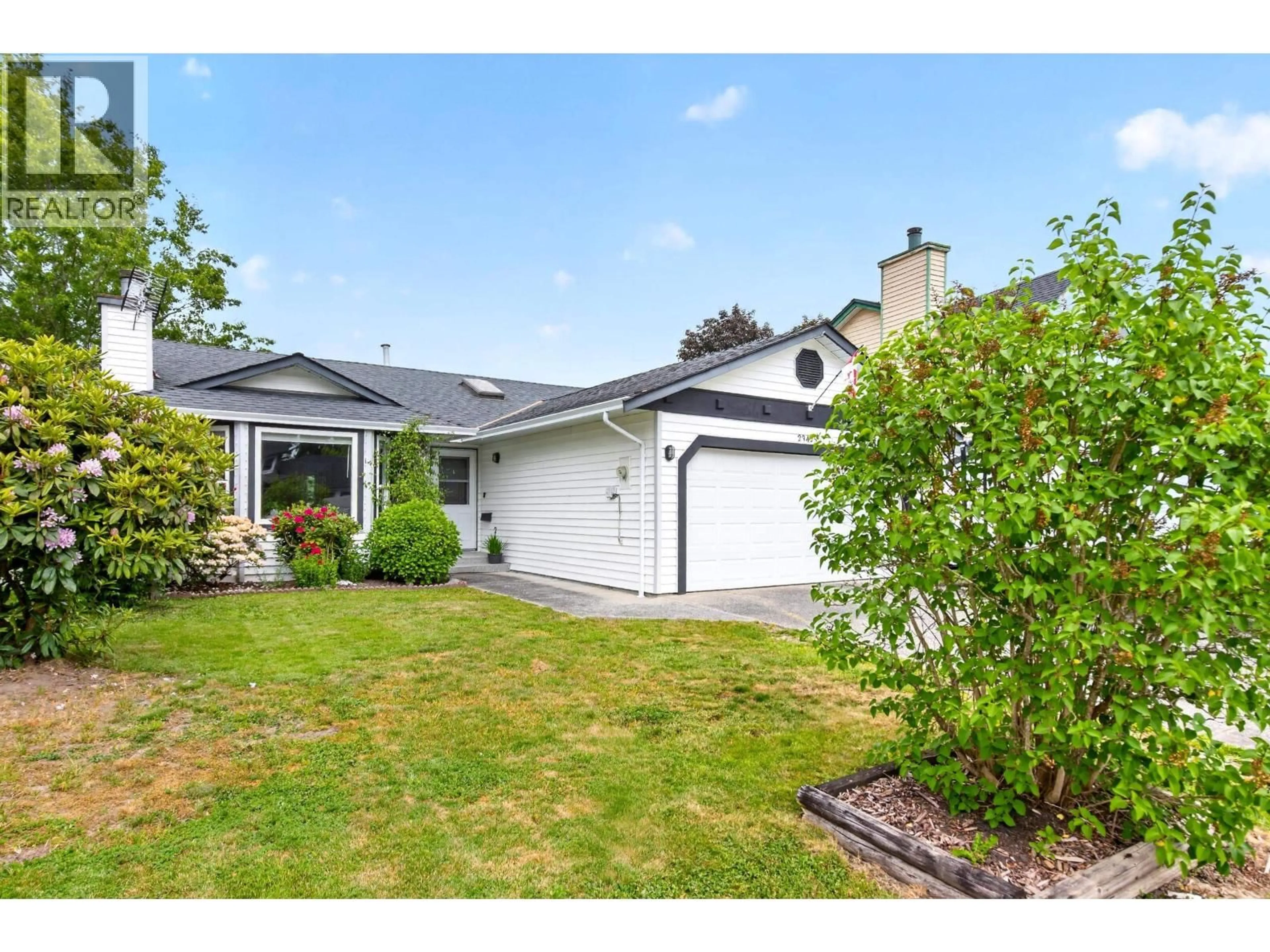 A pic from outside/outdoor area/front of a property/back of a property/a pic from drone, street for 23425 WHIPPOORWILL AVENUE, Maple Ridge British Columbia V2X9L8