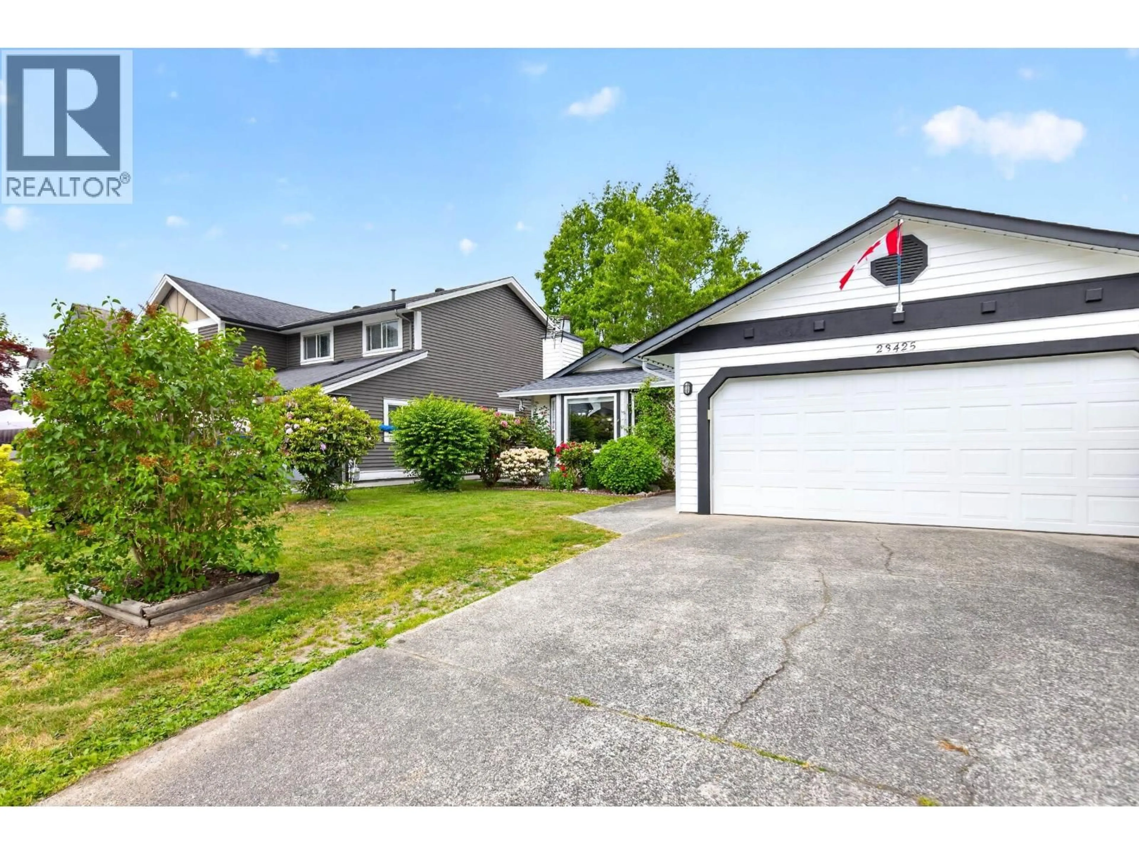 A pic from outside/outdoor area/front of a property/back of a property/a pic from drone, street for 23425 WHIPPOORWILL AVENUE, Maple Ridge British Columbia V2X9L8