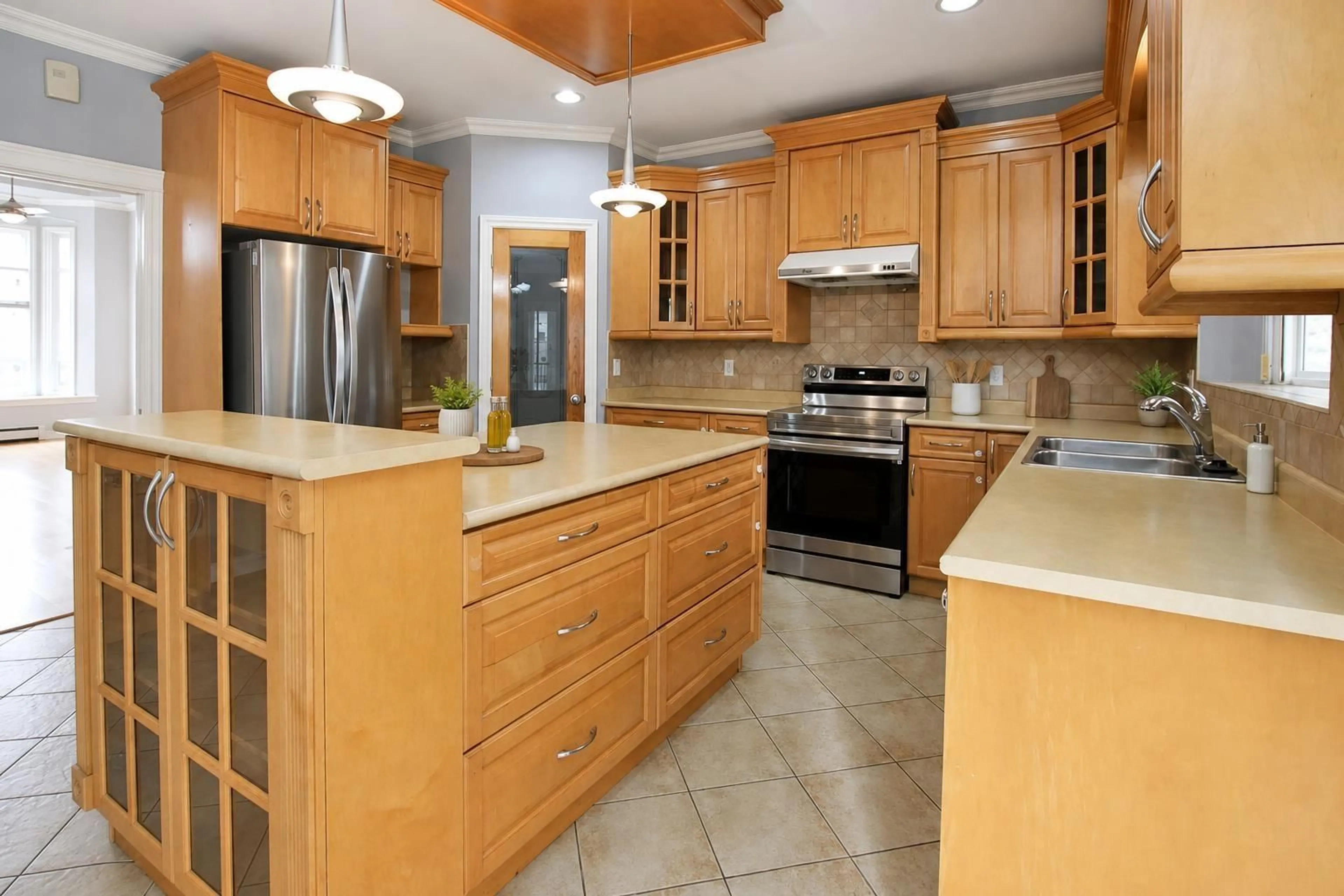 Unknown for 10304 128 STREET, Surrey British Columbia V3T2Z4