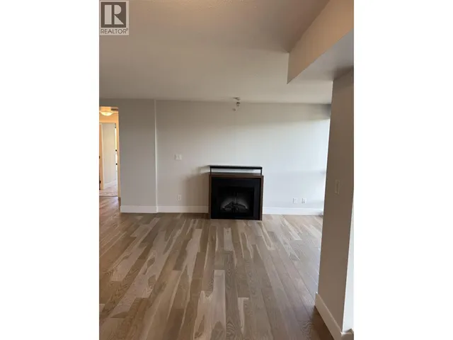 1804 - 2959 GLEN DRIVE, Coquitlam 4
