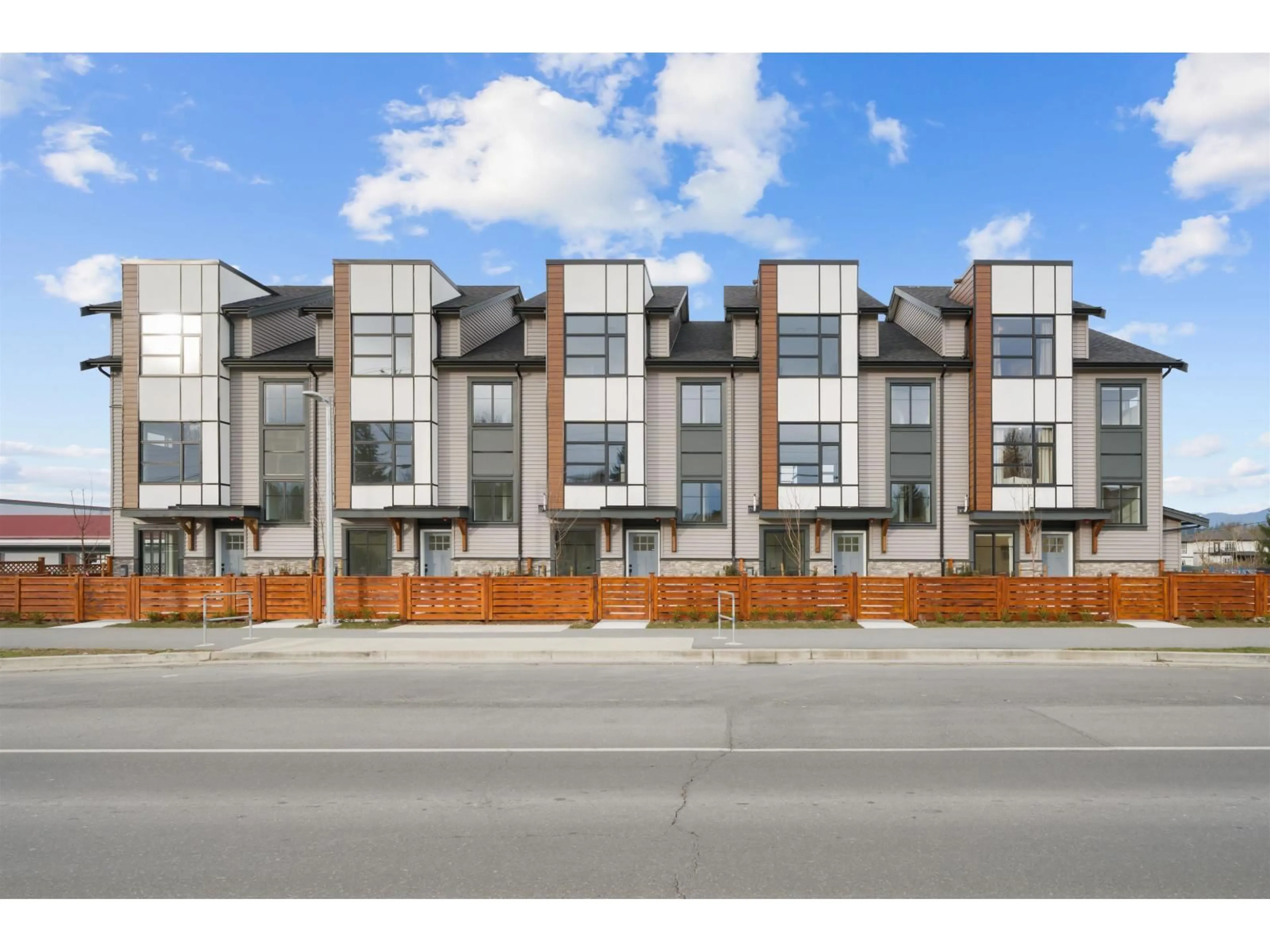 Unknown for 7 - 32929 CHERRY AVENUE, Mission British Columbia V2V0M3
