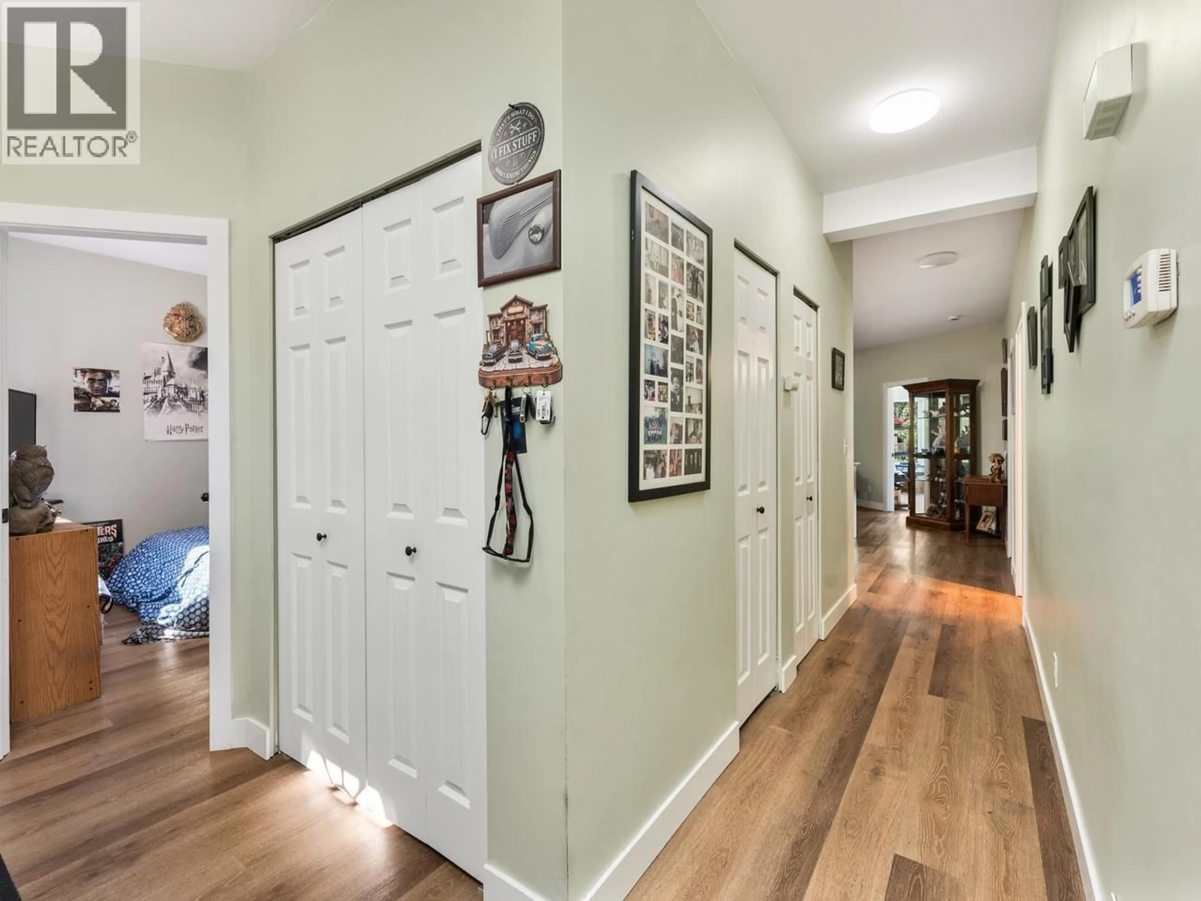 Indoor entryway for 32 - 23151 HANEY, Maple Ridge British Columbia V2X0S5