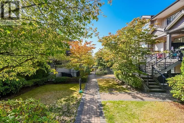228 - 7333 16TH AVENUE, Burnaby 3