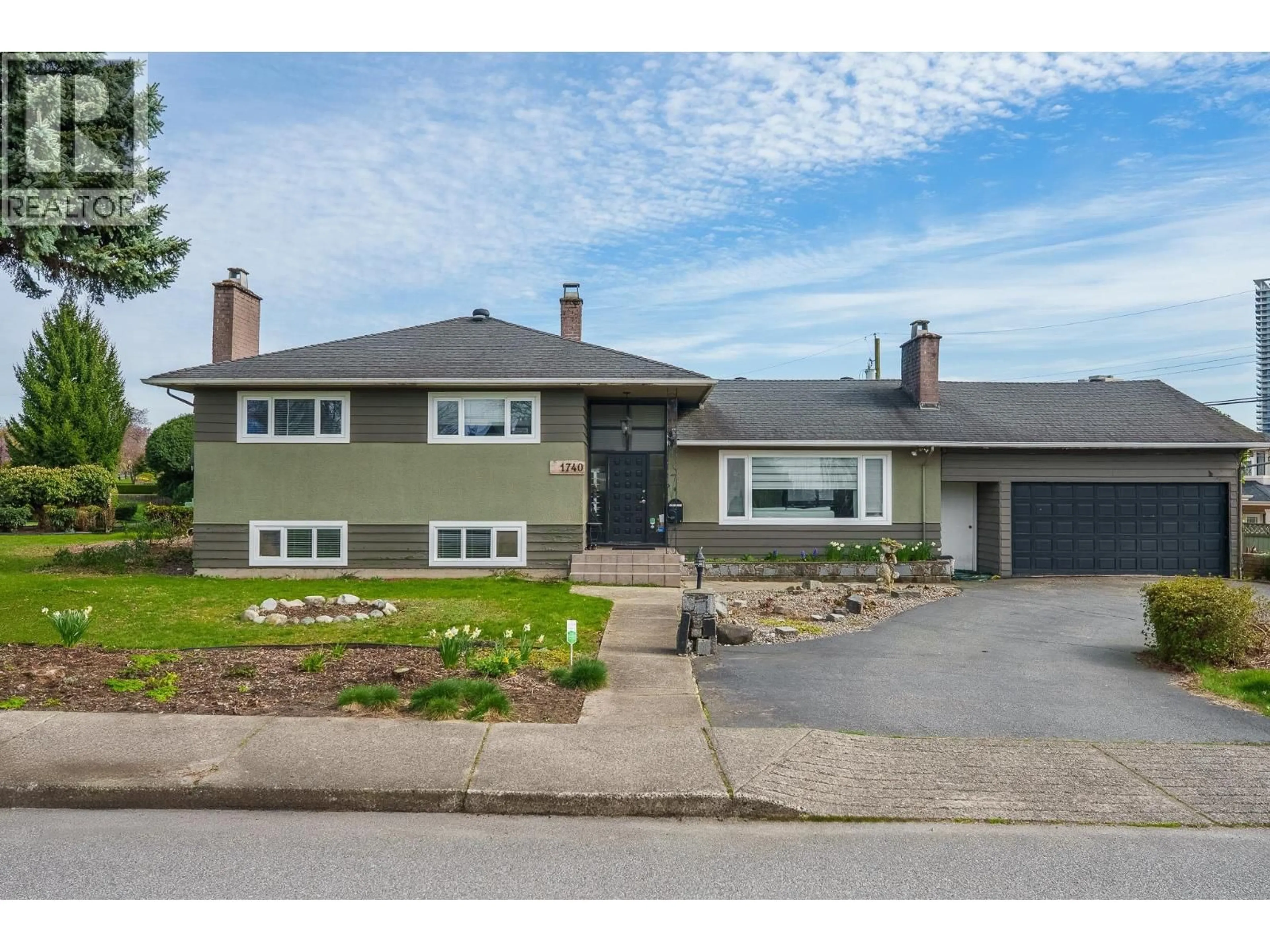 Unknown for 1740 BETA AVENUE, Burnaby British Columbia V5C5M7