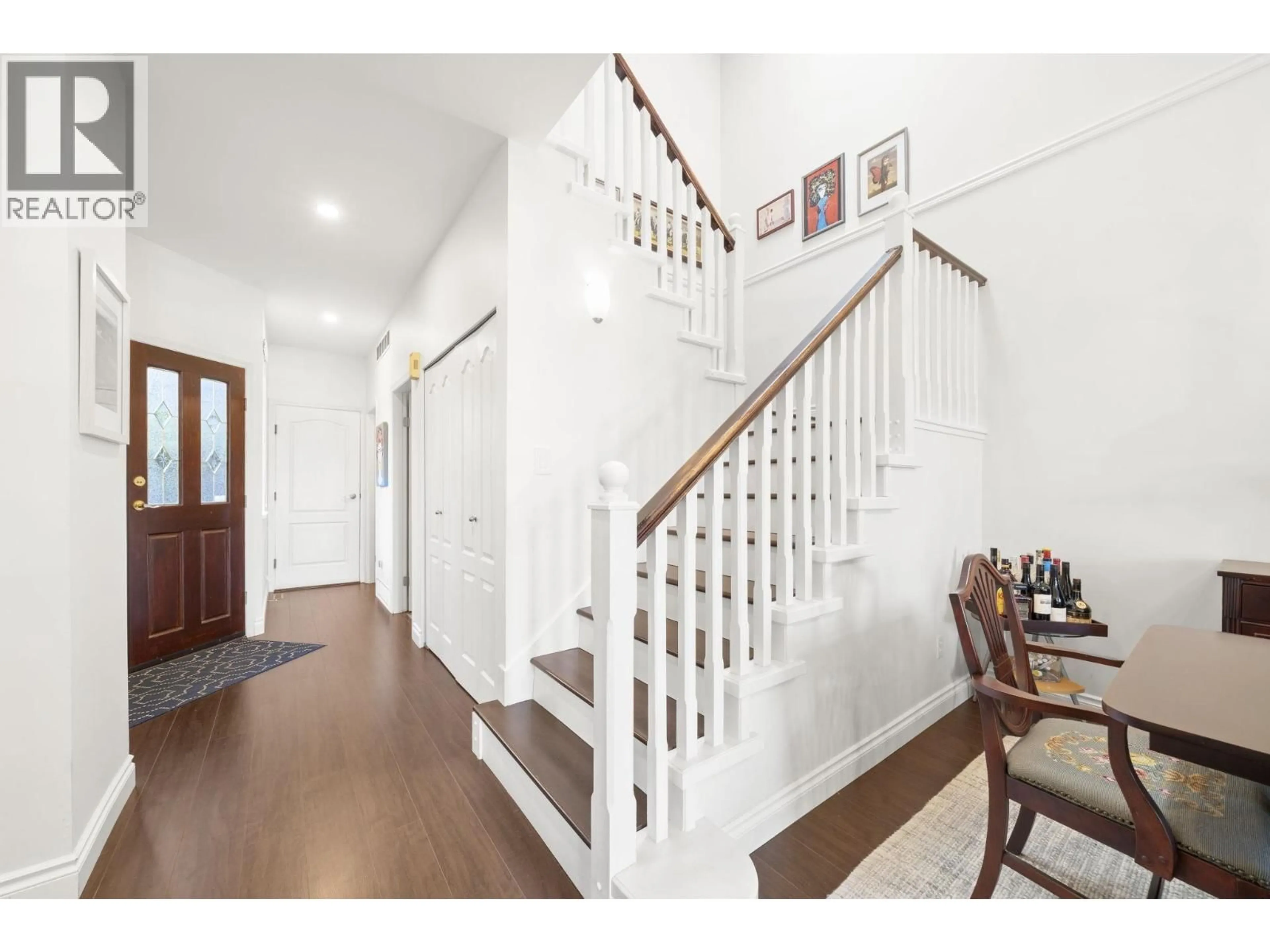 Indoor entryway for 24 - 6100 WOODWARDS ROAD, Richmond British Columbia V7E6G7