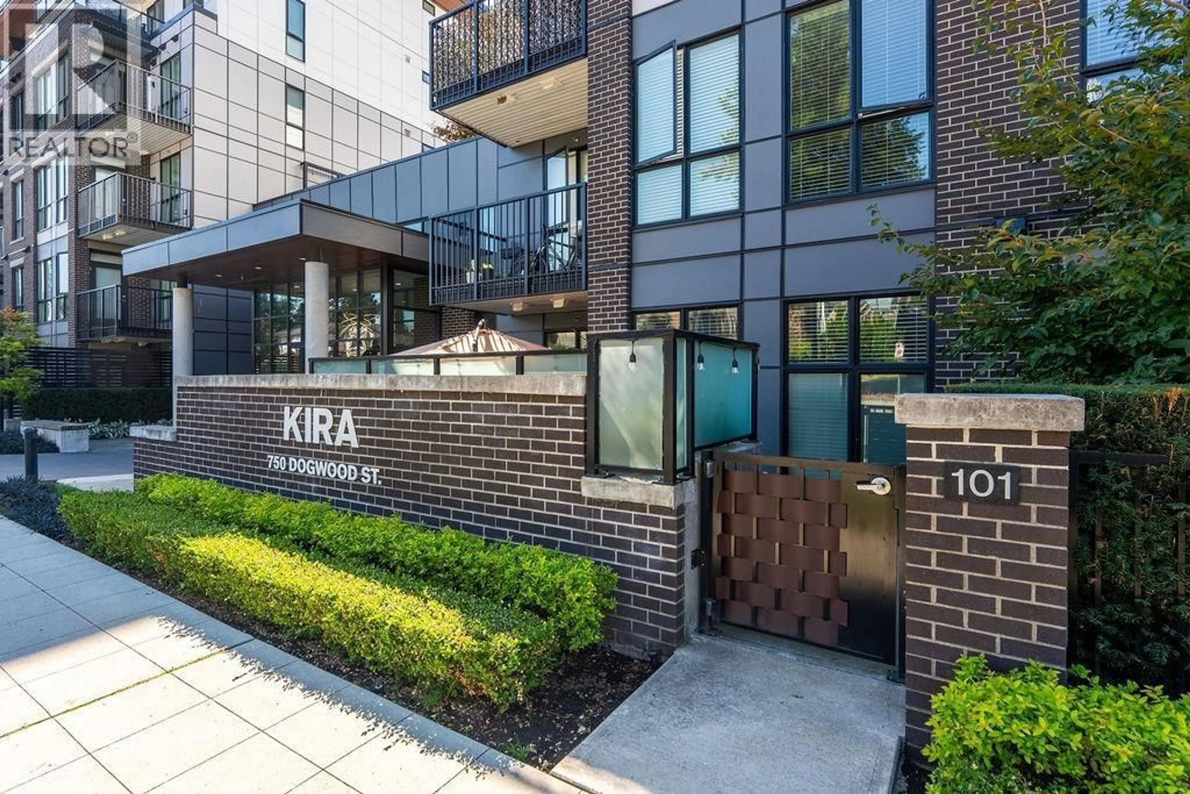 Unknown for 101 - 750 DOGWOOD STREET, Coquitlam British Columbia V3J4B7