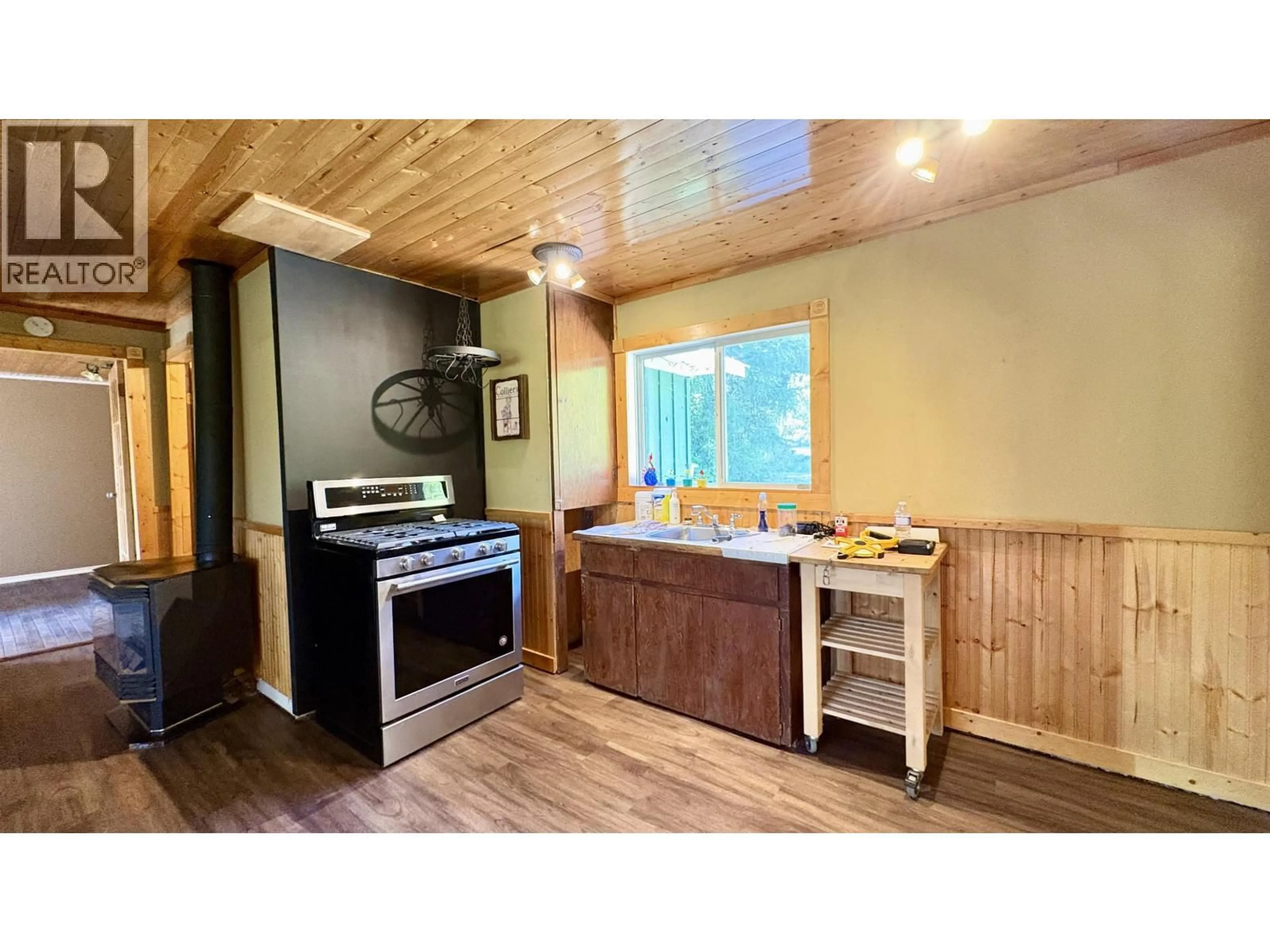 Unknown for 8905 LEGAULT PLACE, Prince George British Columbia V2N6G2