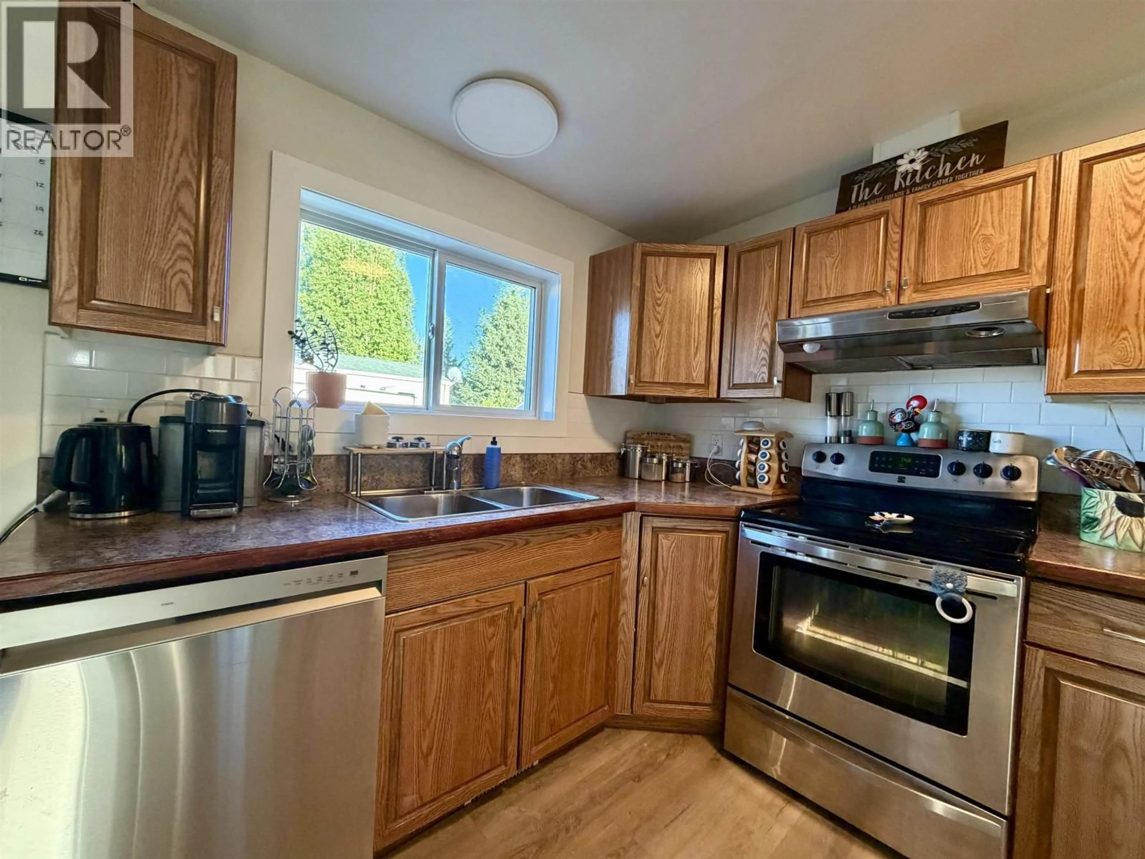 Standard kitchen, unknown for 7360 DAWSON ROAD, Prince George British Columbia V2K5B5