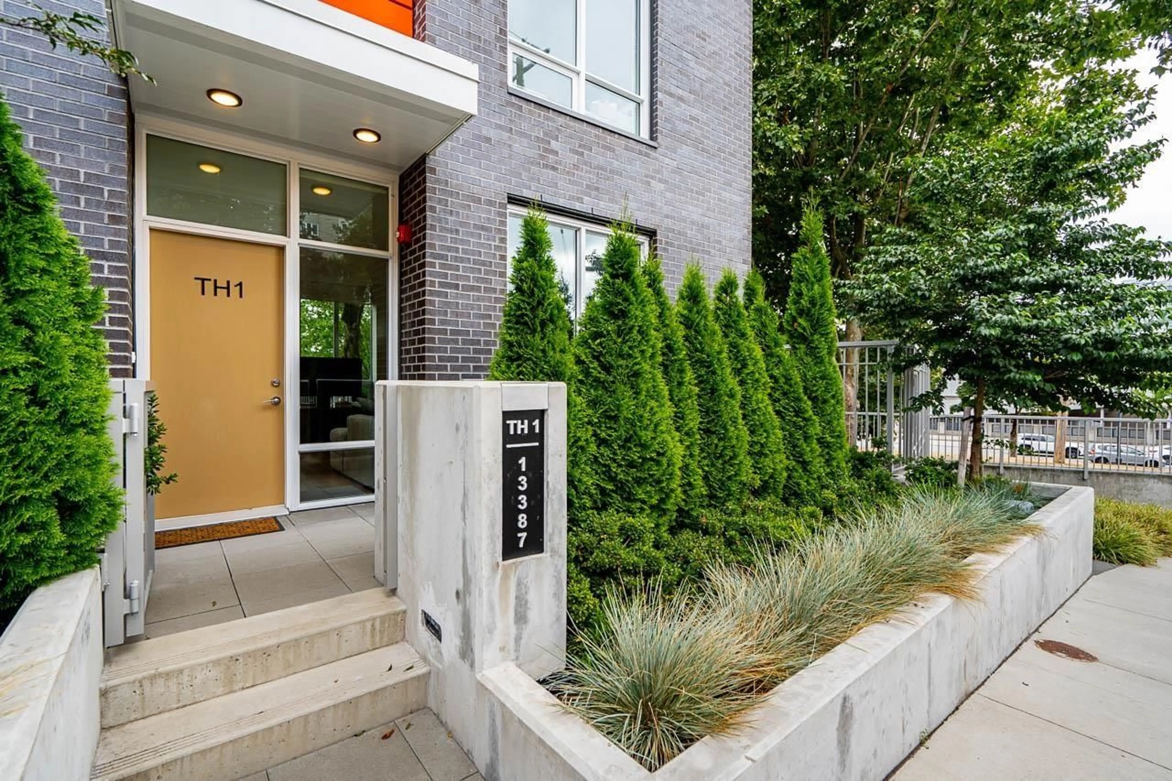 Indoor entryway for TH1 - 13387 OLD YALE RD ROAD, Surrey British Columbia V3T0V6