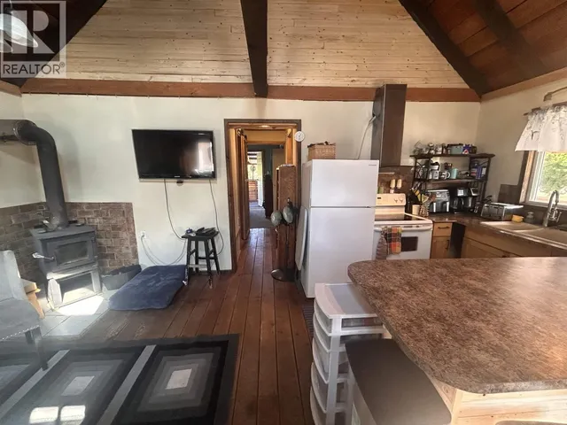1889 PUNTZI AIRPORT ROAD, Williams Lake 4