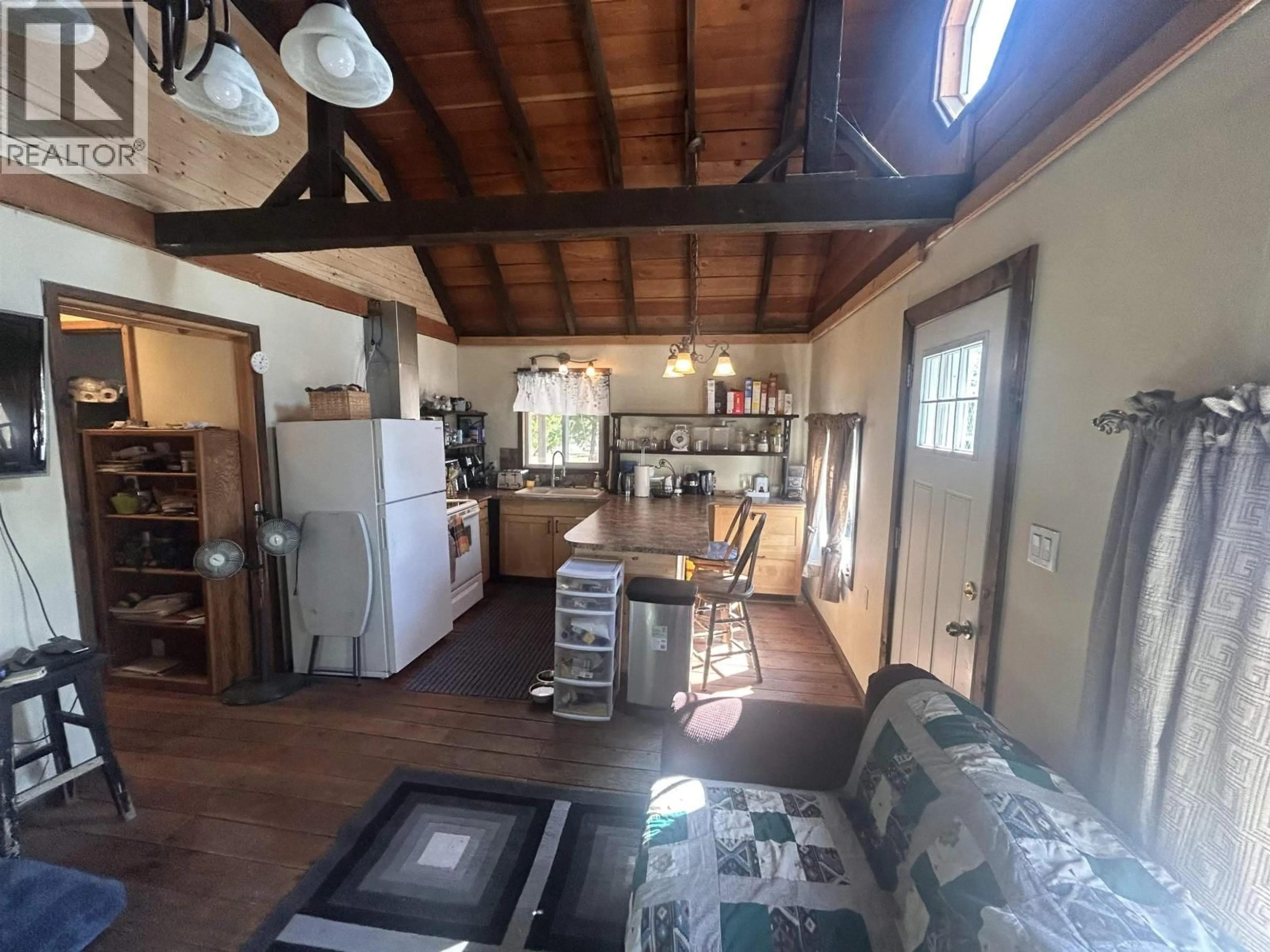 Open concept kitchen, unknown for 1889 PUNTZI AIRPORT ROAD, Chilcotin British Columbia V0L1H0