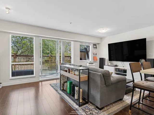 215 - 15735 CROYDON DRIVE, Surrey 2