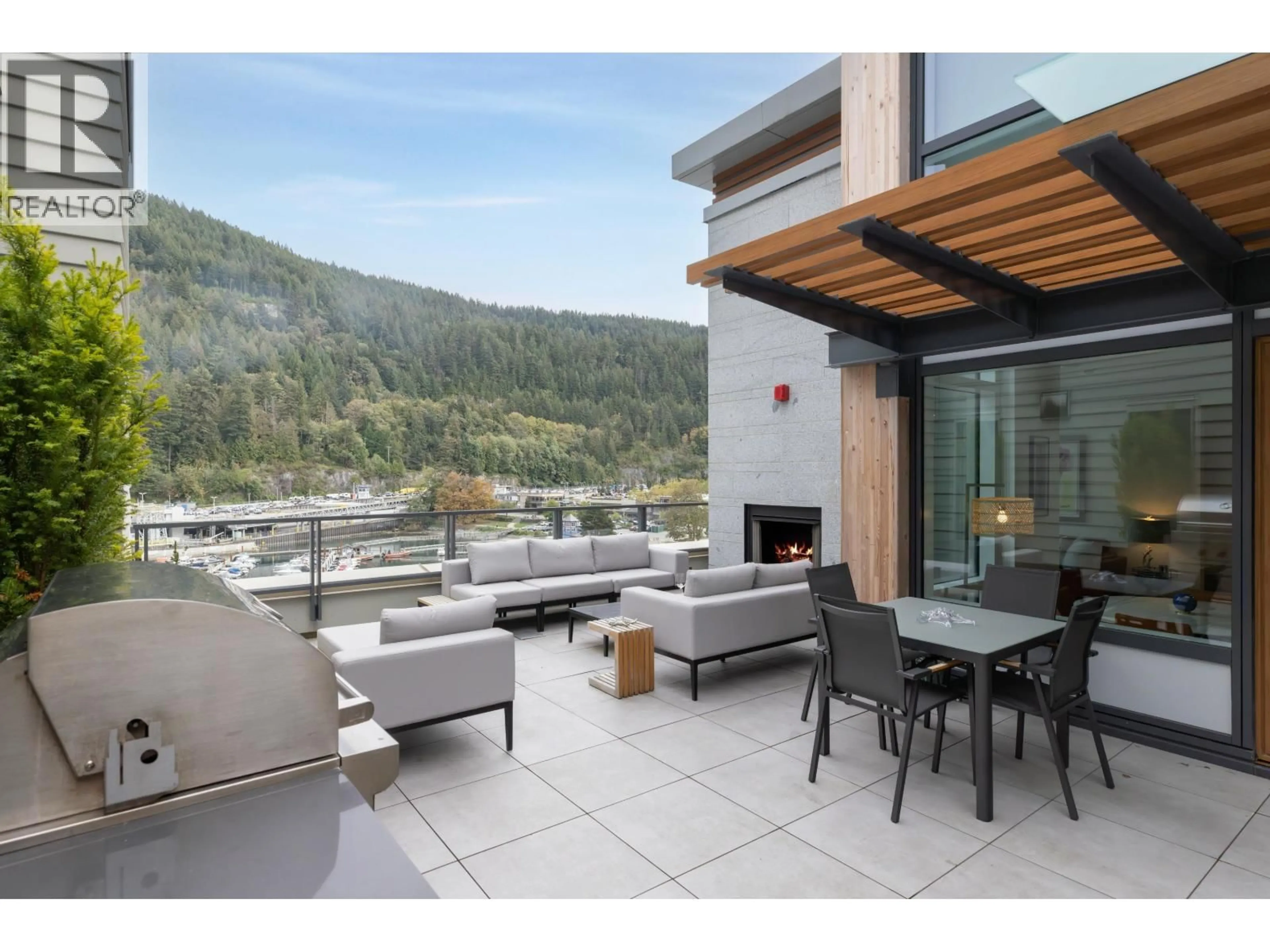 Patio, mountain view for 706 - 6707 NELSON AVENUE, West Vancouver British Columbia V7W0A4